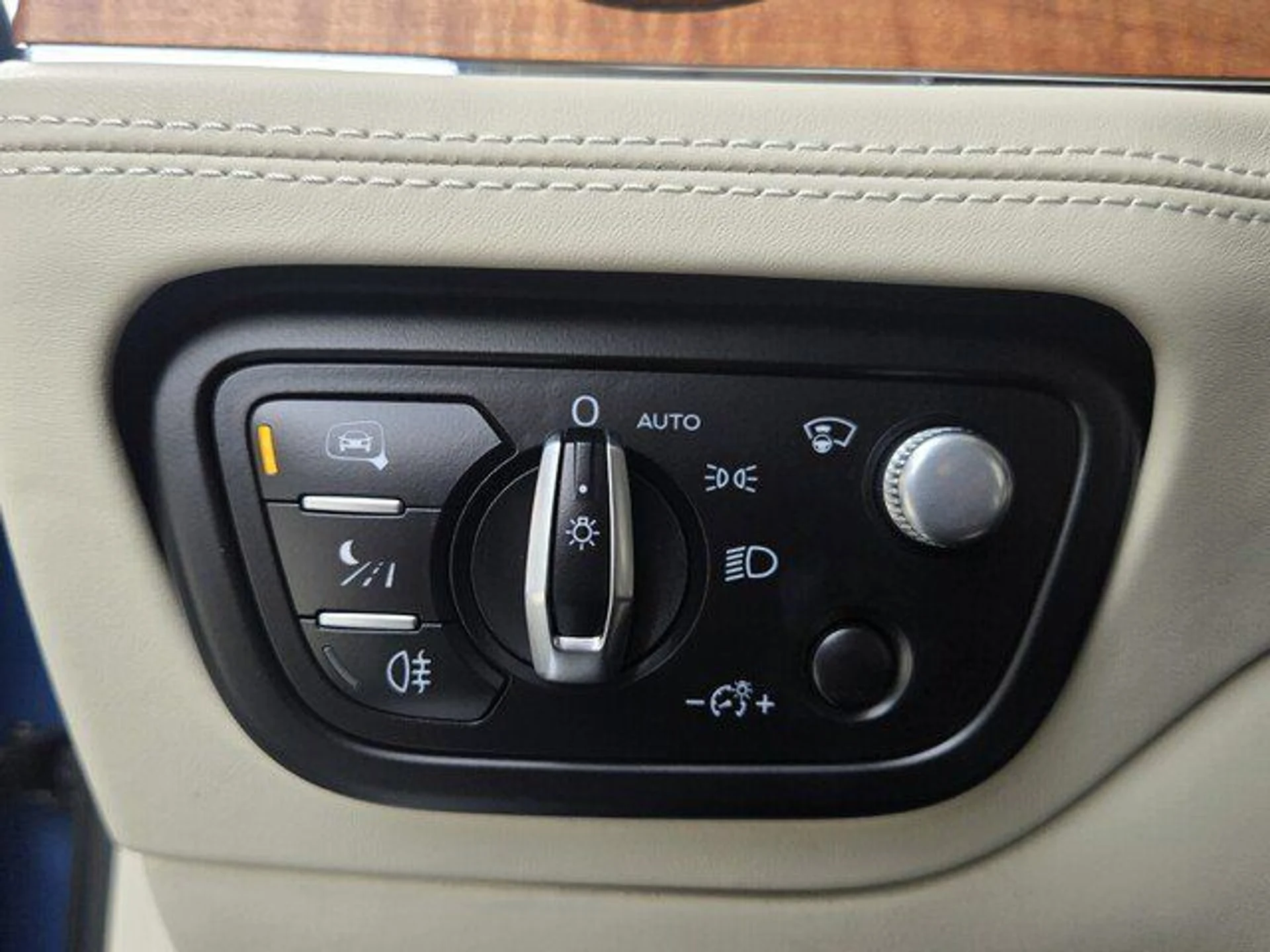 mph050_2985642380_937525188216fcad5dbc5ab2e629fdcbx_ad4f8f77a2