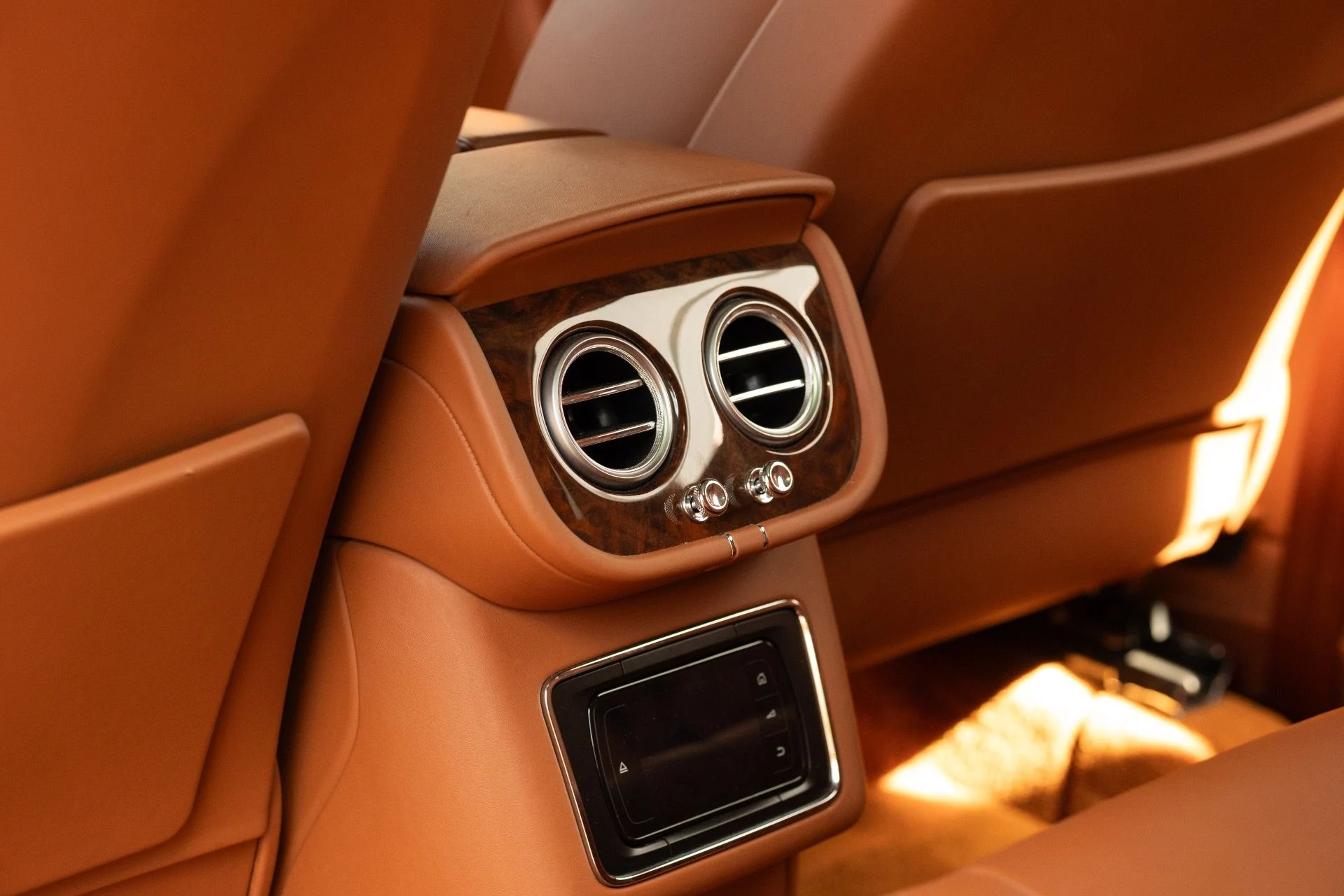 mph050_3014239818_Used_2017_Bentley_Bentayga_W12_First_Edition_1762986986_a5ba837beb