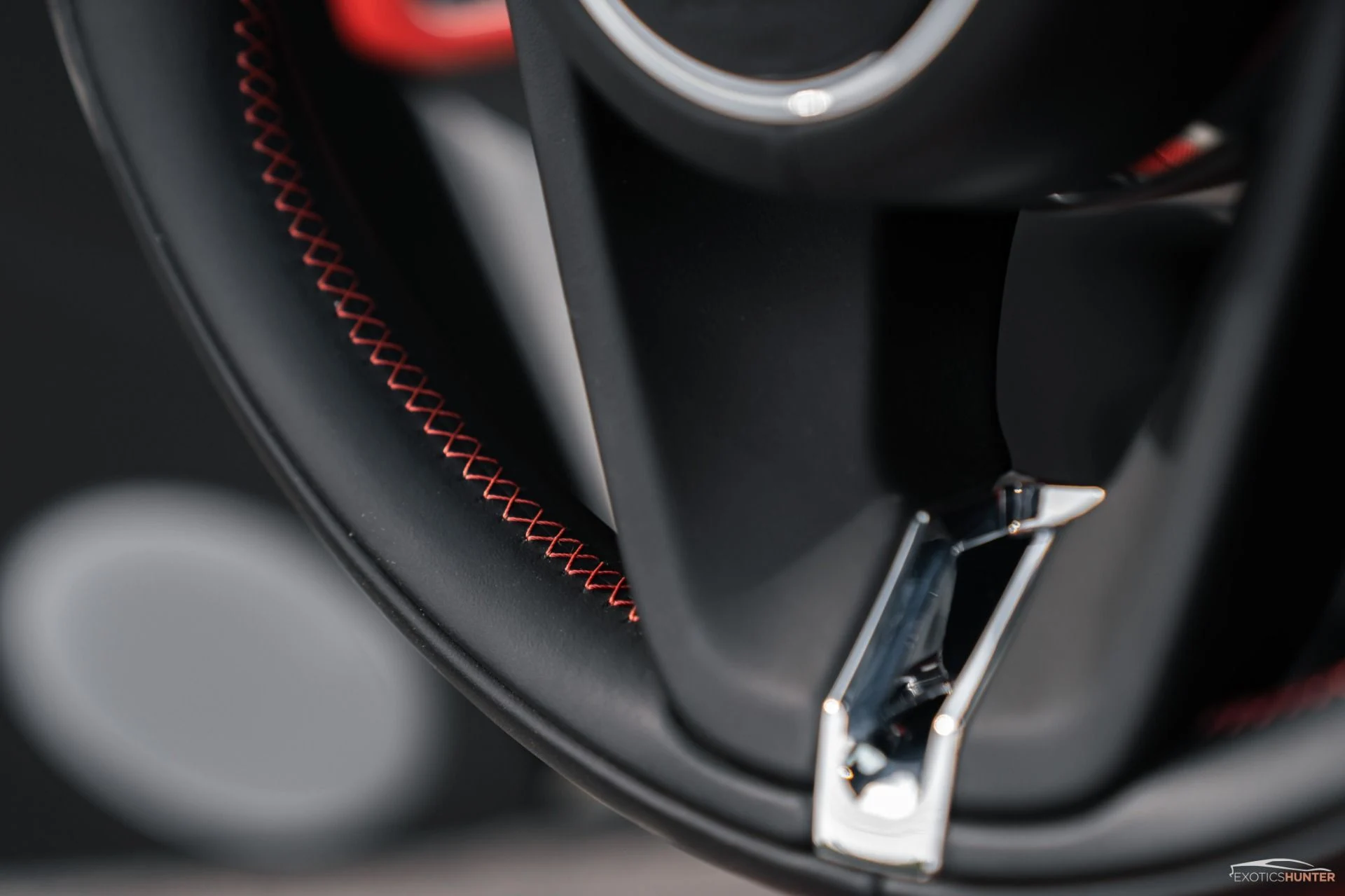 mph050_3033460229_Used_2020_Bentley_Continental_GTC_280_K_MSRP_Mulliner_Blackline_Rotating_Display_1766938877_88e341bd48