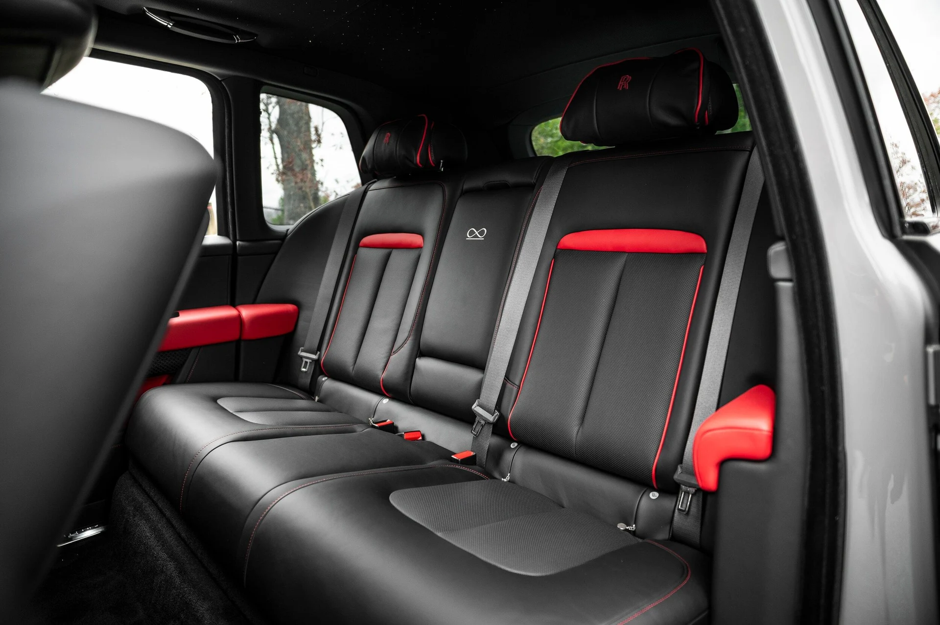 mph050_3039407699_1420cde8abe84a368f9e26d89b463c33_e9df60b078