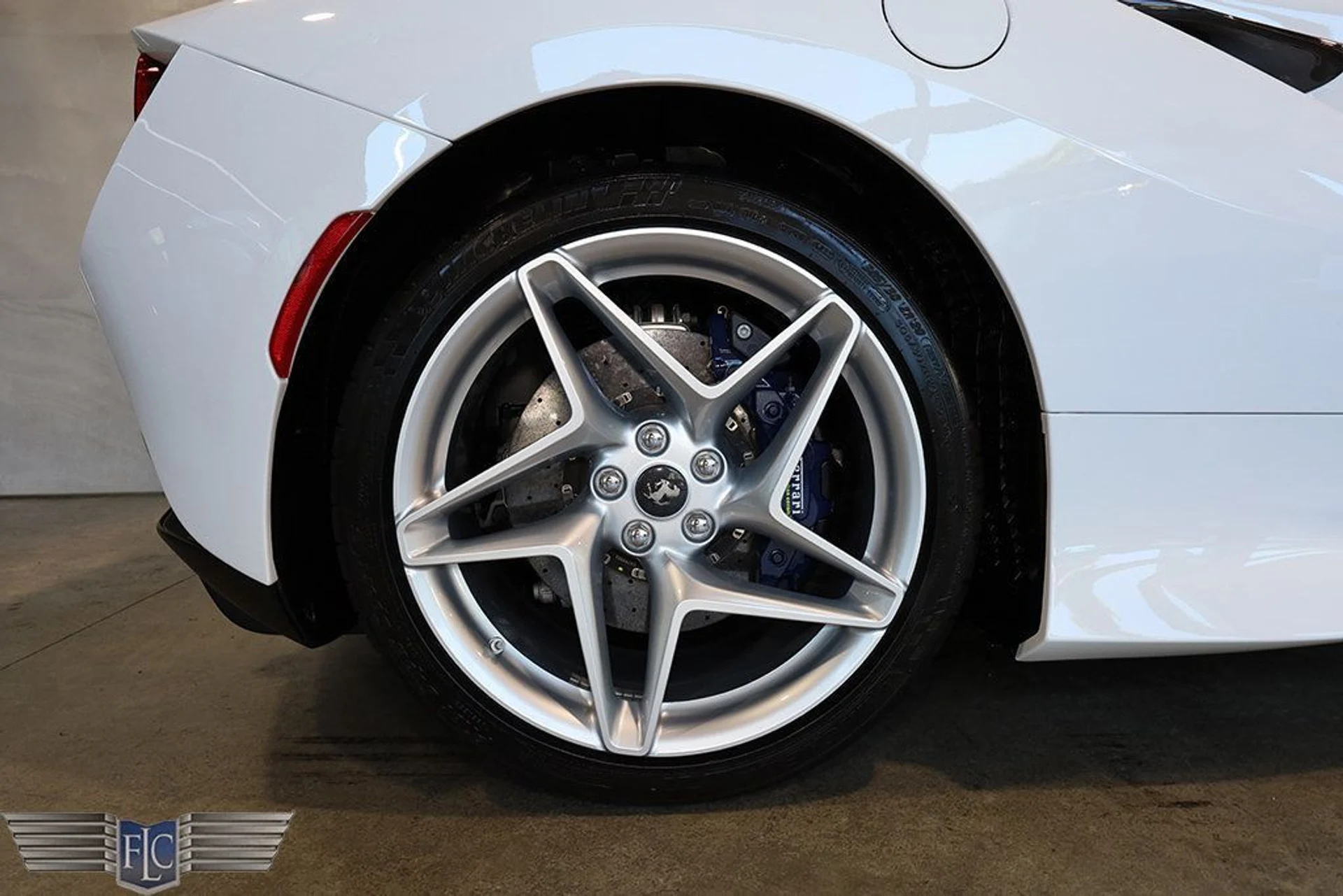 mph050_3065761051_used_2023_ferrari_f8_spider_convertible_9689_22976410_51_1024_adc98bbd30