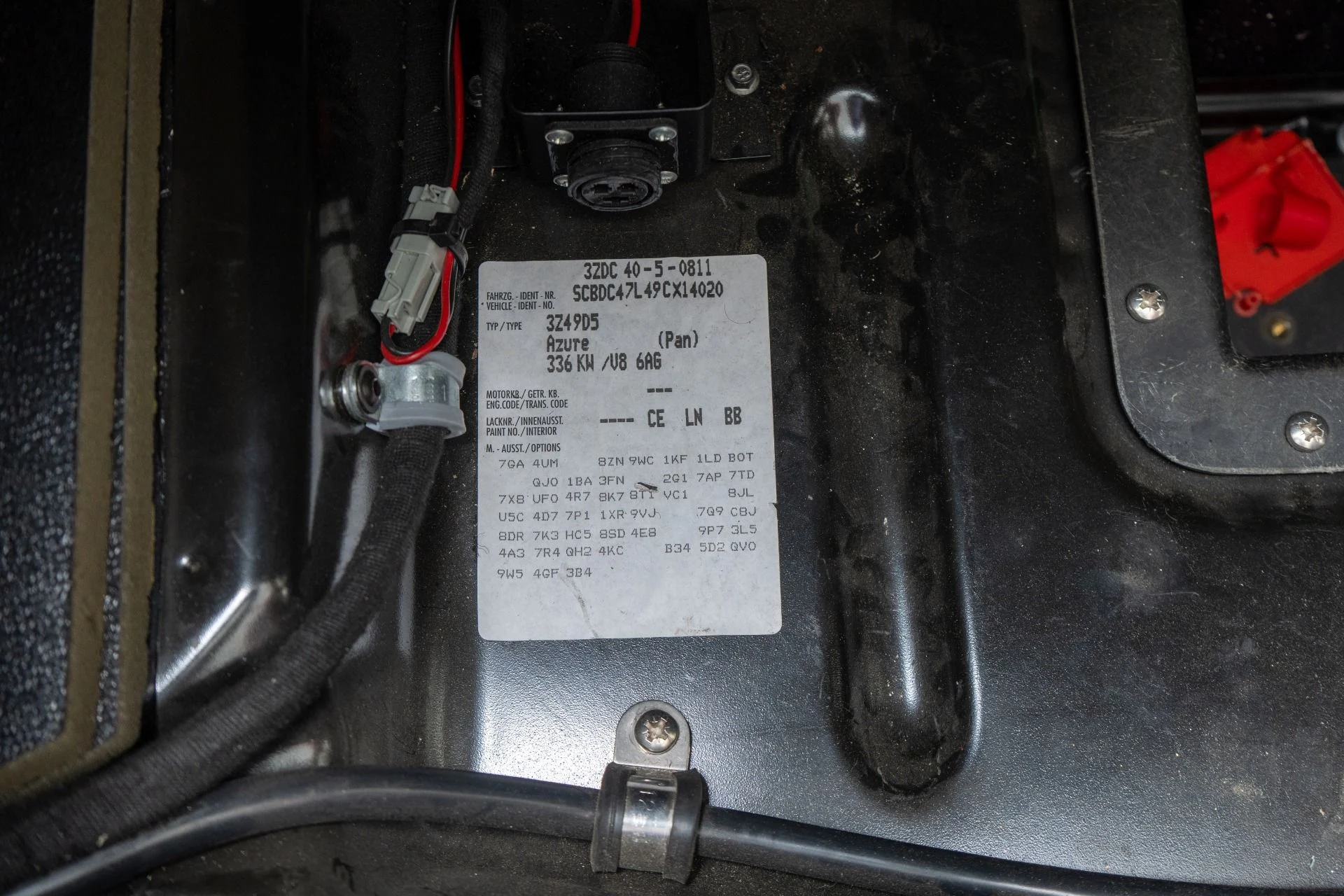 mph050_3076200895_Used_2009_Bentley_Azure_1776719869_027370df65