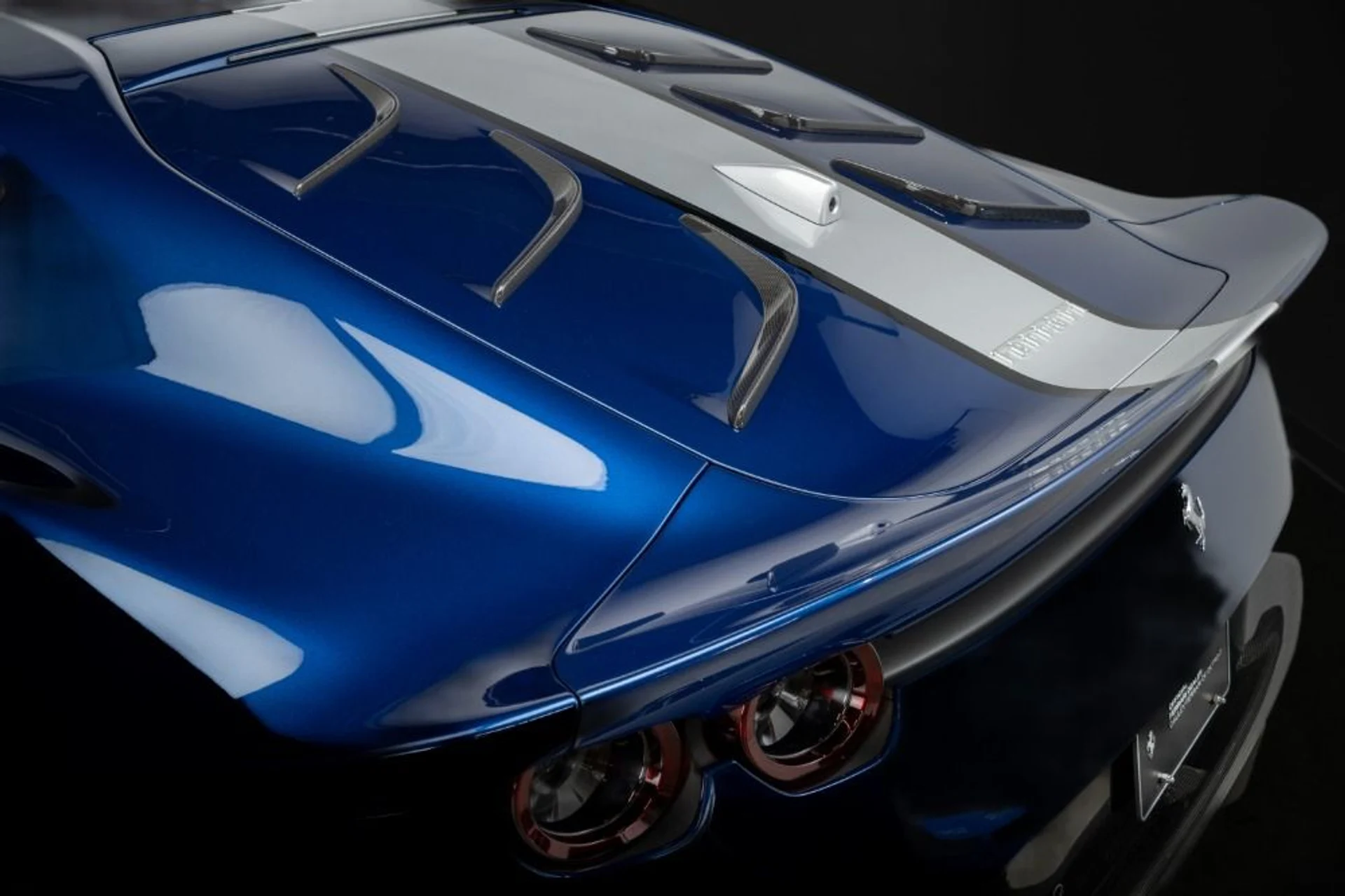 mph050_3078503286_Used_2022_Ferrari_812_Competizione_3a7ddf468c