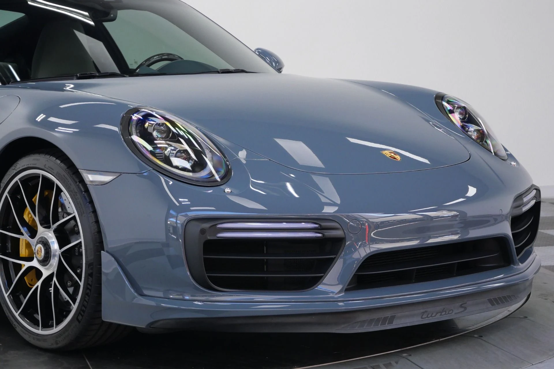 mph050_3094913564_Used_2017_Porsche_911_Turbo_S_Aerokit_Turbo_Burmester_Audio_1781208187_e81a14734c