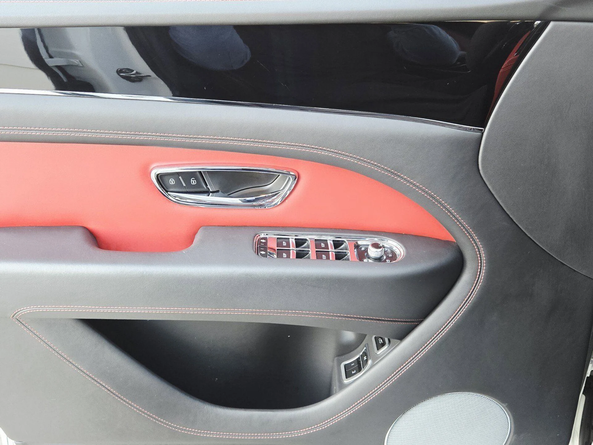 mph050_3145169538_91e00996b8e0d61d788e15ef24fa89abx_af45470e30