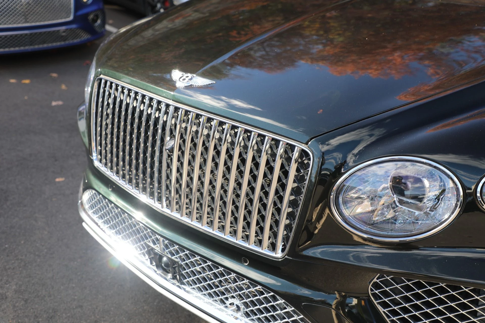 mph050_3166605594_Used_2024_Bentley_Bentayga_EWB_Azure_V8_2d154fa523