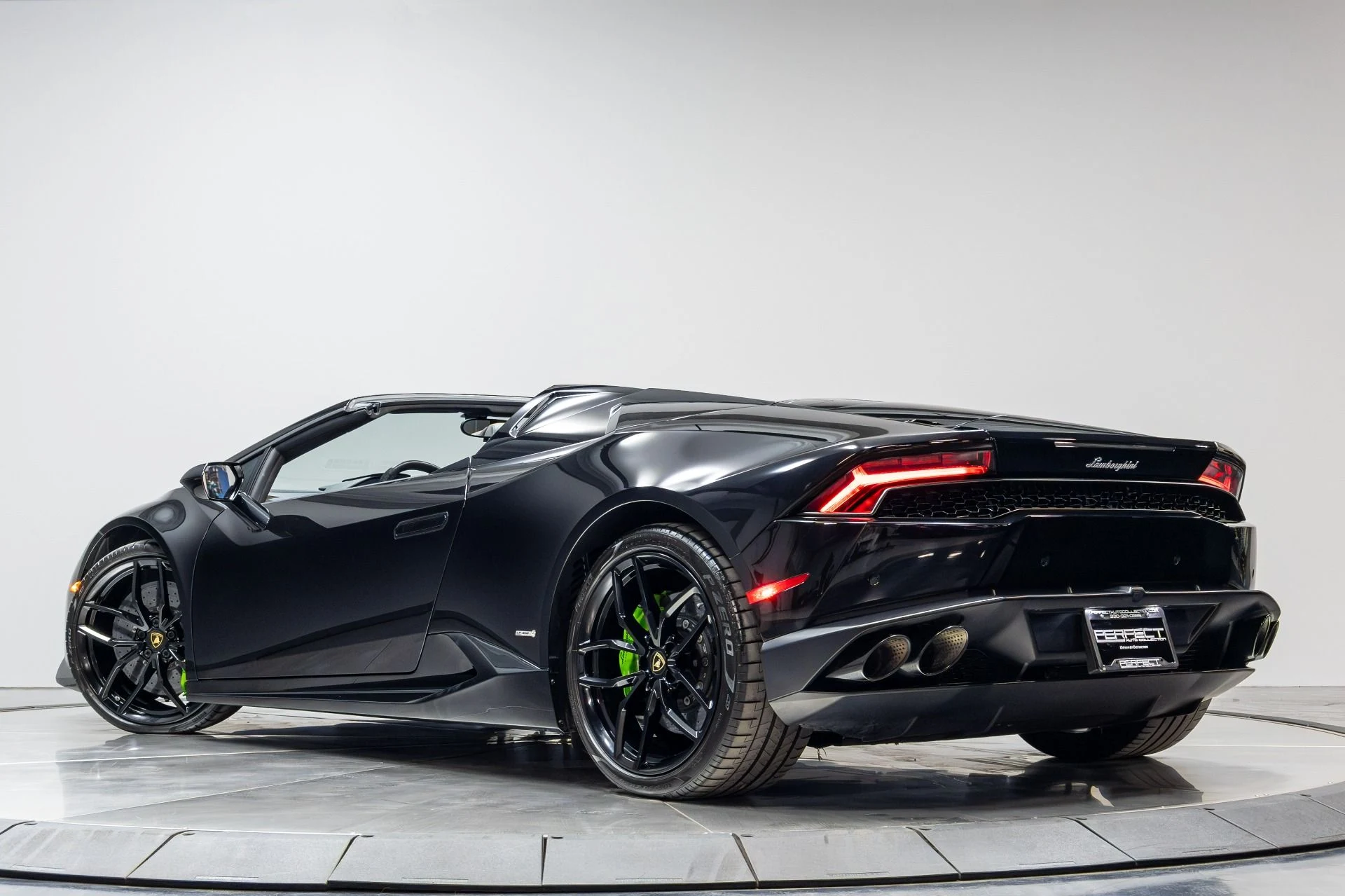 mph050_317439117_Used_2017_Lamborghini_Huracan_1775865662_eb6022c2f7