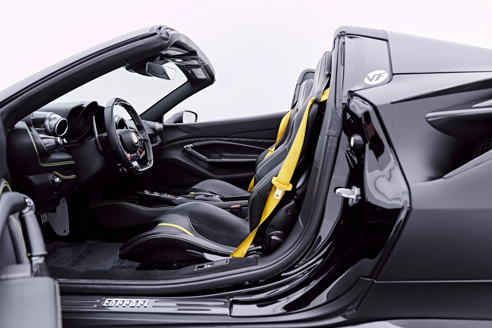 mph050_3180683646_Used_2023_Ferrari_F8_Spider_Base_1783649159_604d0df953