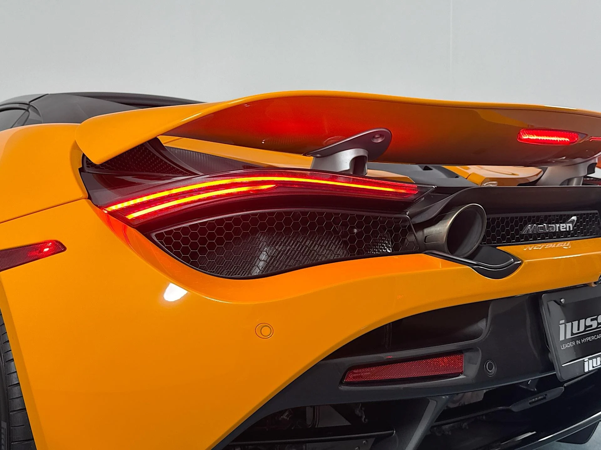 mph050_3181635598_Used_2022_Mc_Laren_720_S_Spider_1784925023_cbf379e8e6