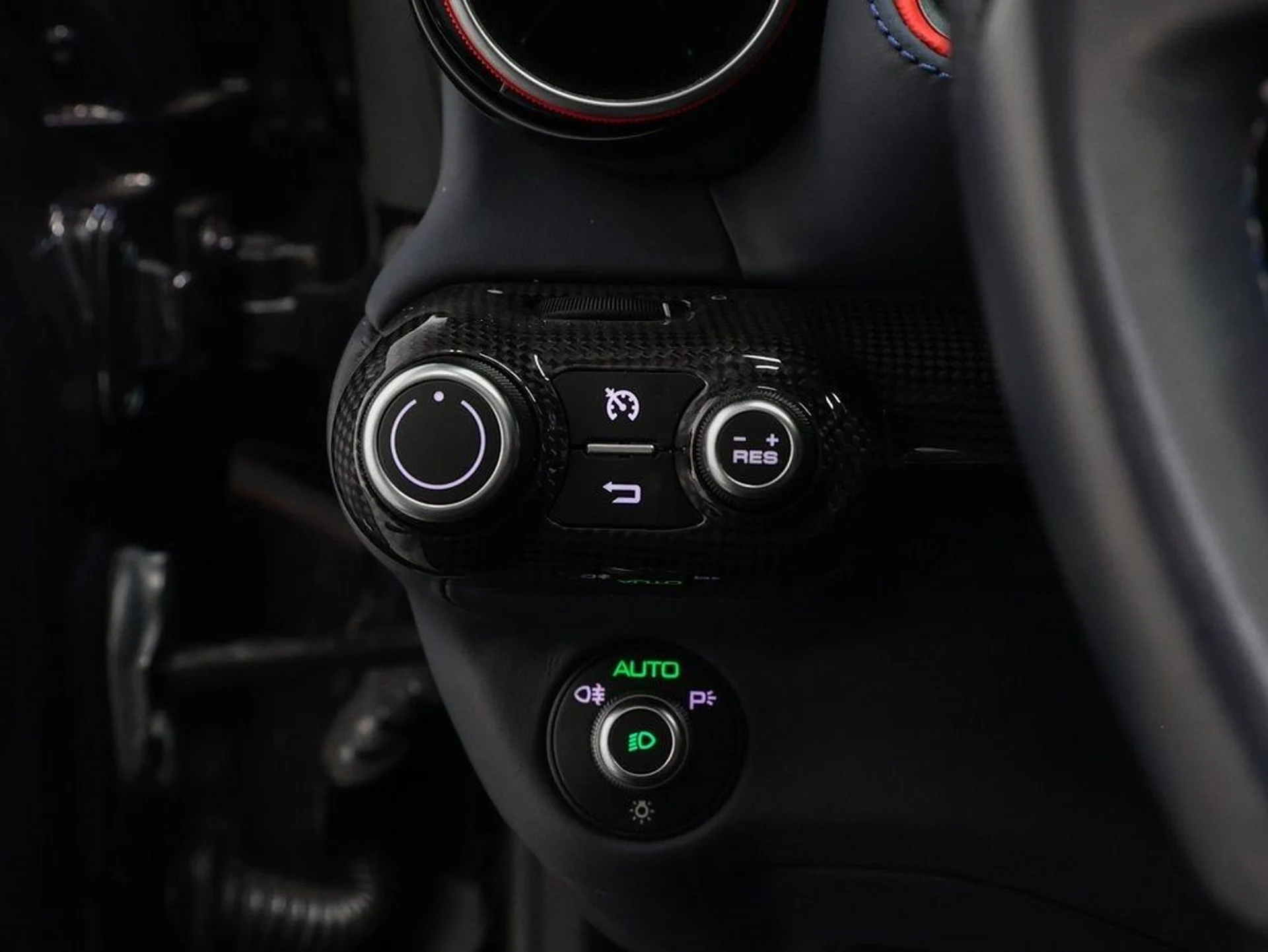 mph050_3181711639_51_22c1c545db