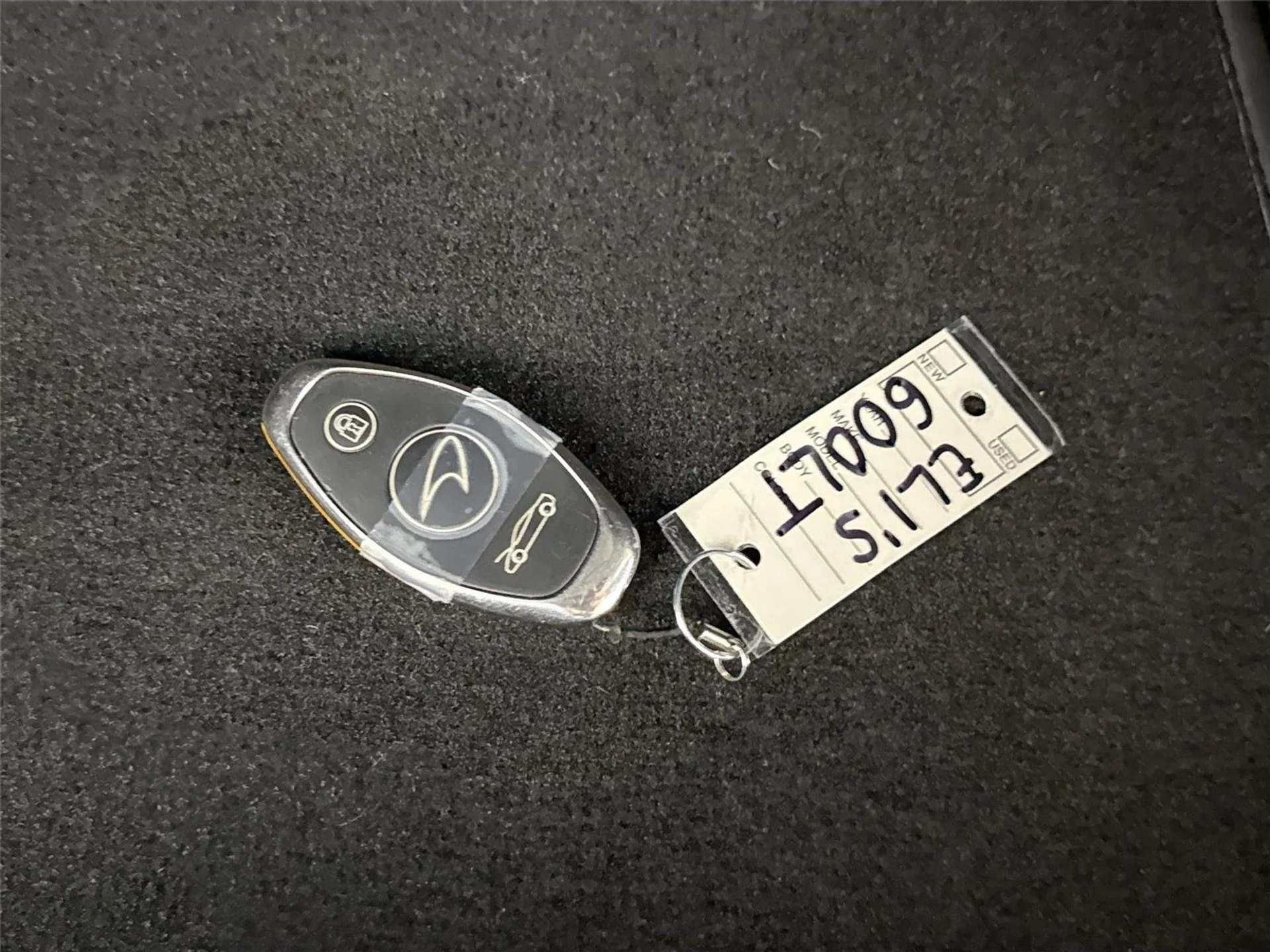 mph050_3205023638_84b6d9ed5db29a6faa9431d12f915876_90b06dc088