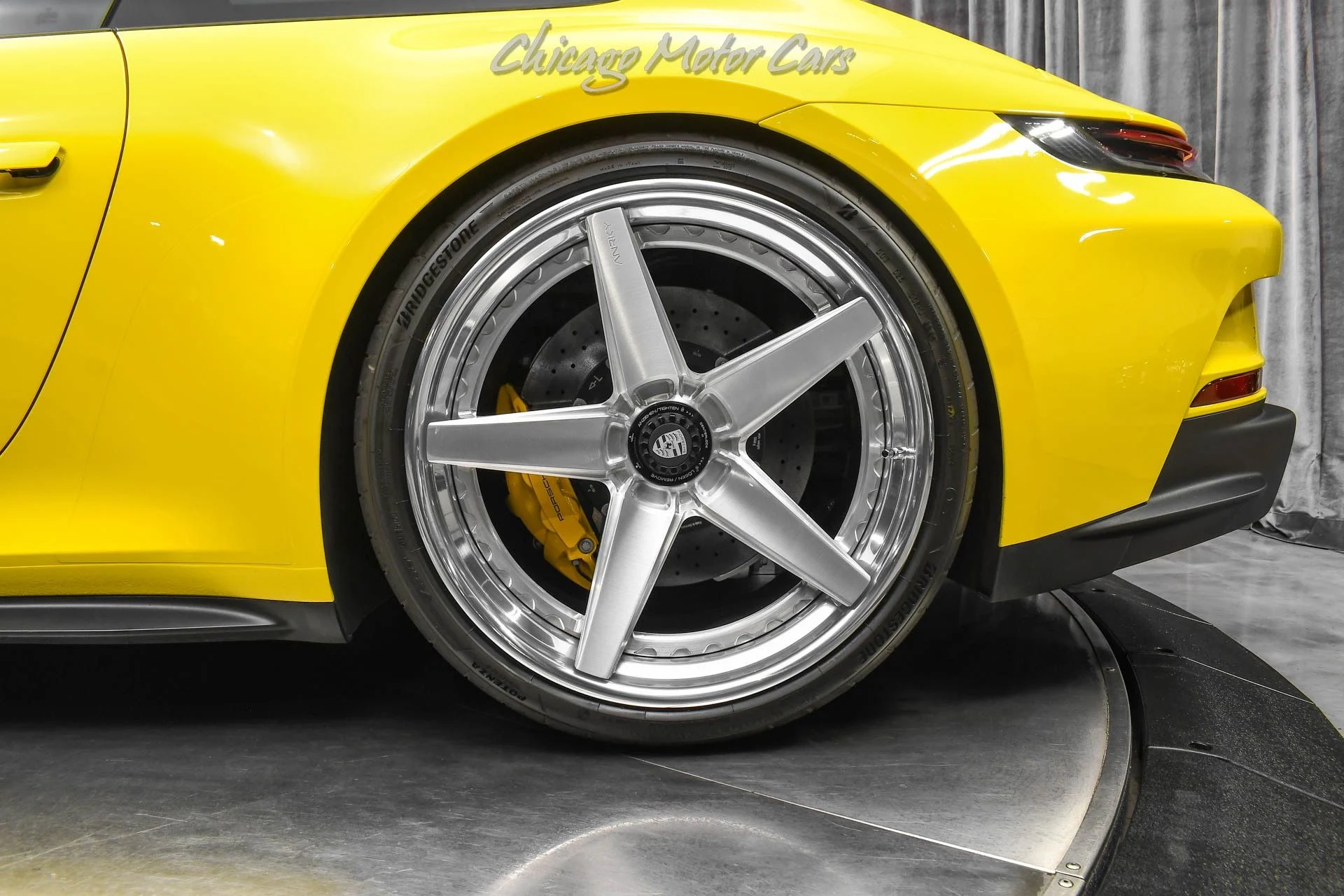 mph050_321032787_13002_p51_l_5e142598ec