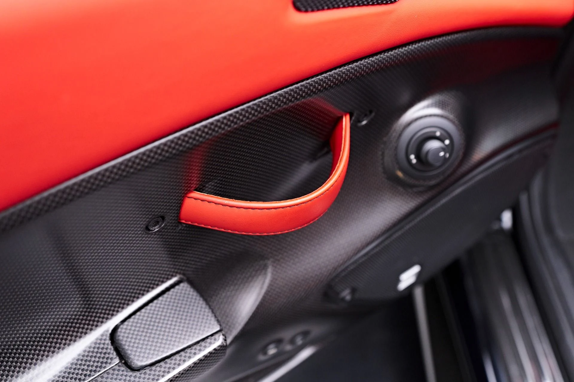 mph050_3243383563_Used_2020_Ferrari_488_Pista_Base_1749062519_d33a5d29a4