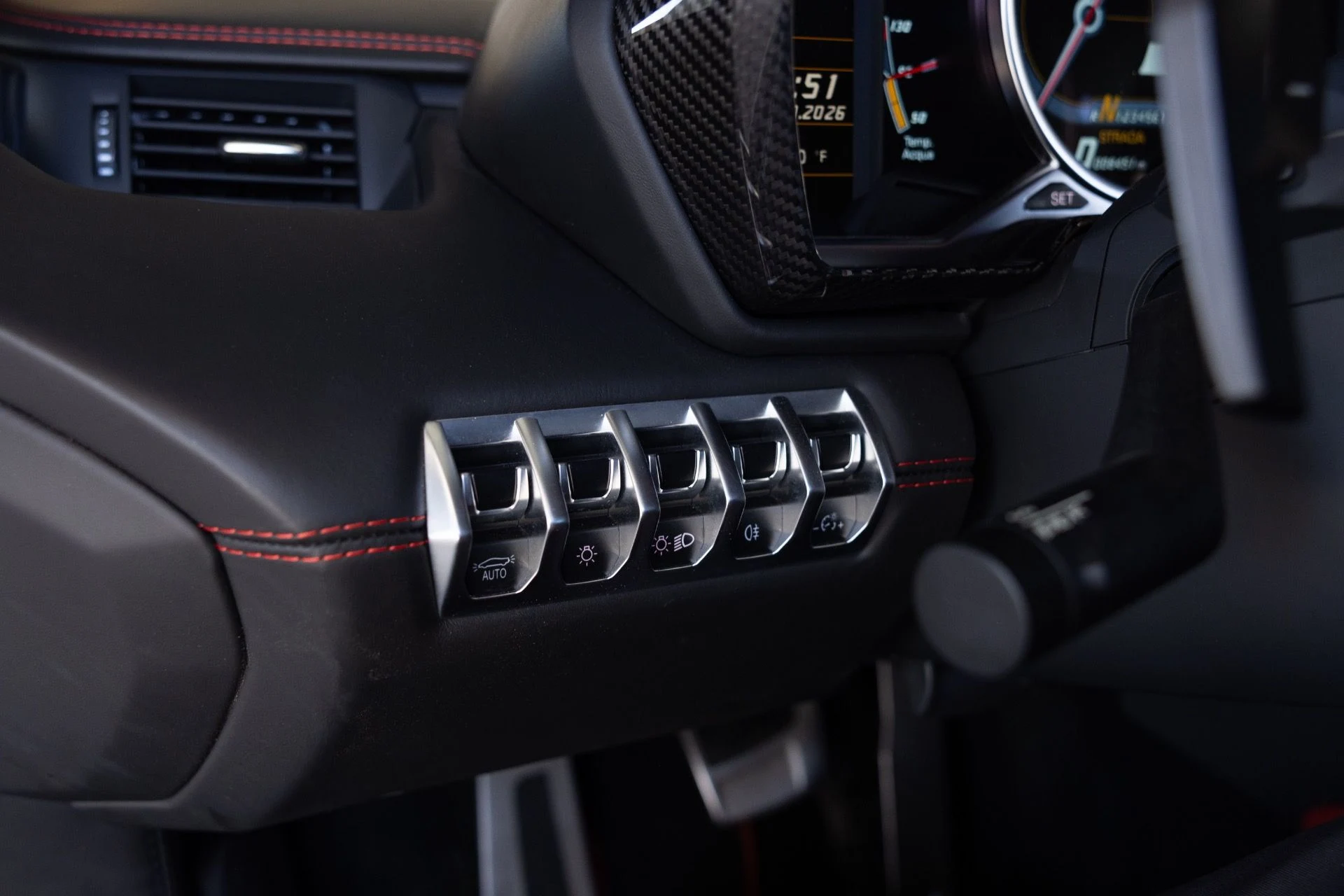 mph050_3249984449_Used_2015_Lamborghini_Aventador_LP_700_4_1785451056_85c9b0afed