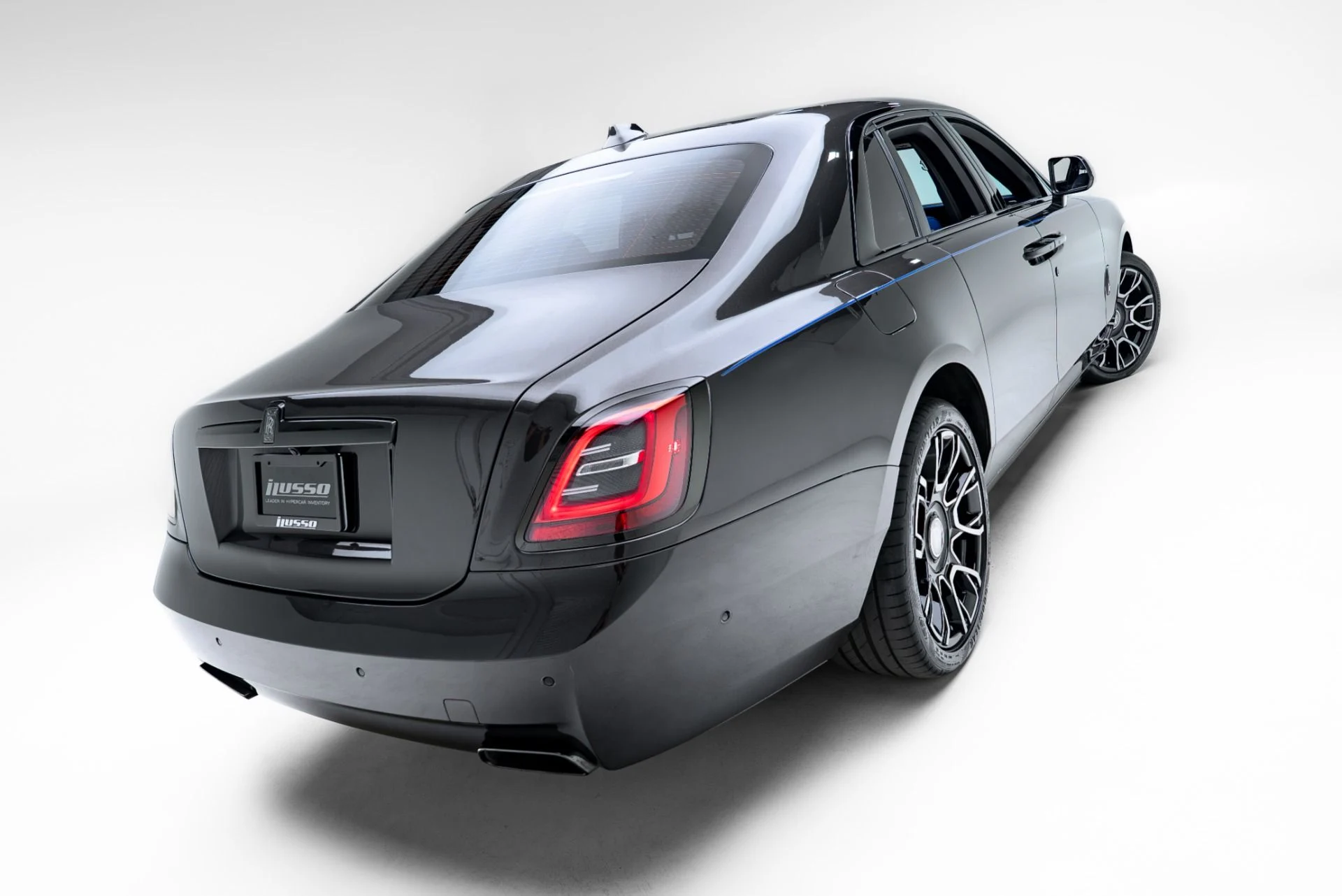 mph050_3268605681_Used_2023_Rolls_Royce_Black_Badge_Ghost_1776469983_7d48949aae