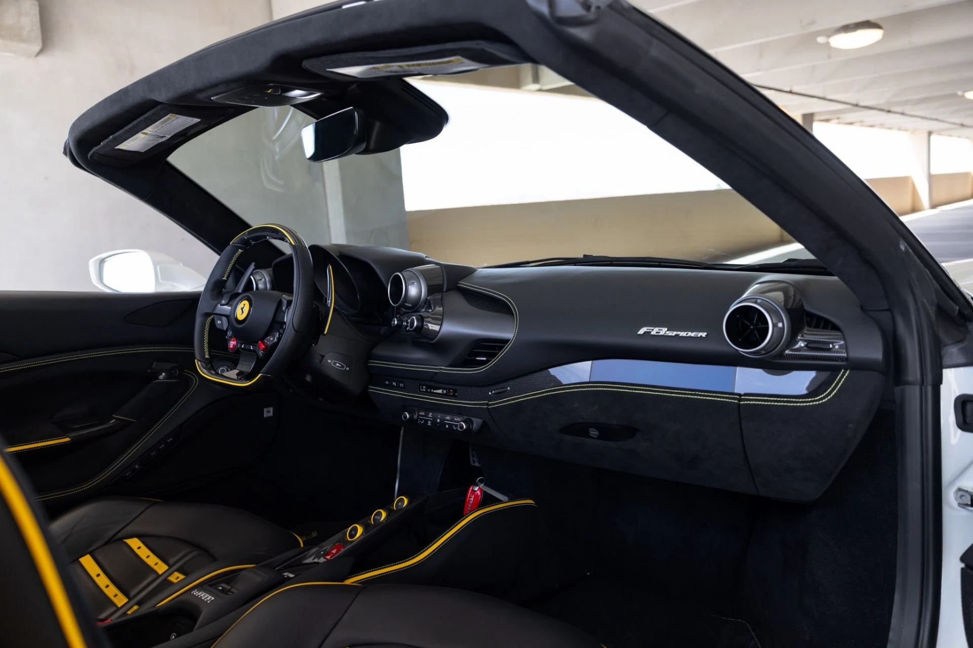 mph050_3272199164_Used_2023_Ferrari_F8_Spider_1776809234_4010c030c9