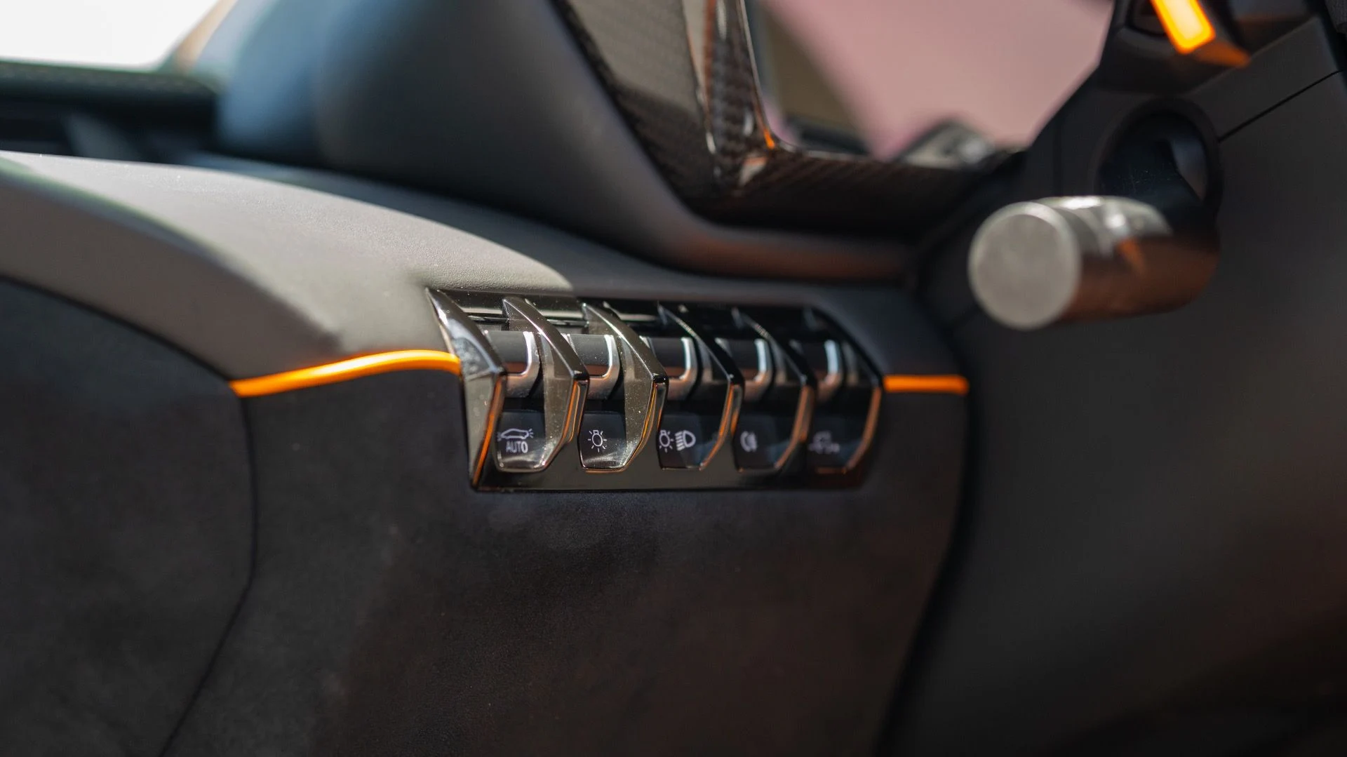 mph050_3298953636_Used_2017_Lamborghini_Aventador_LP_750_4_SV_1750200033_d506606f0f