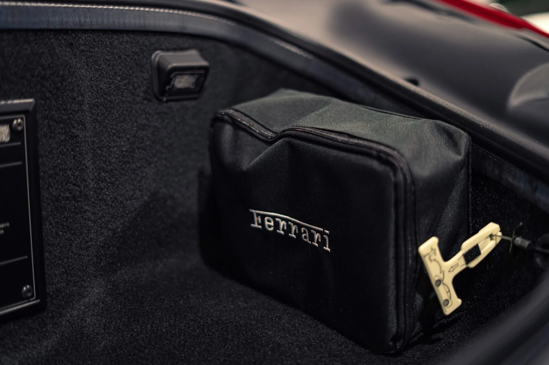 mph050_3299609503_Used_2024_Ferrari_SF_90_Spider_Tailor_Made_Atelier_945000_MSRP_1777927914_988dbb1f57