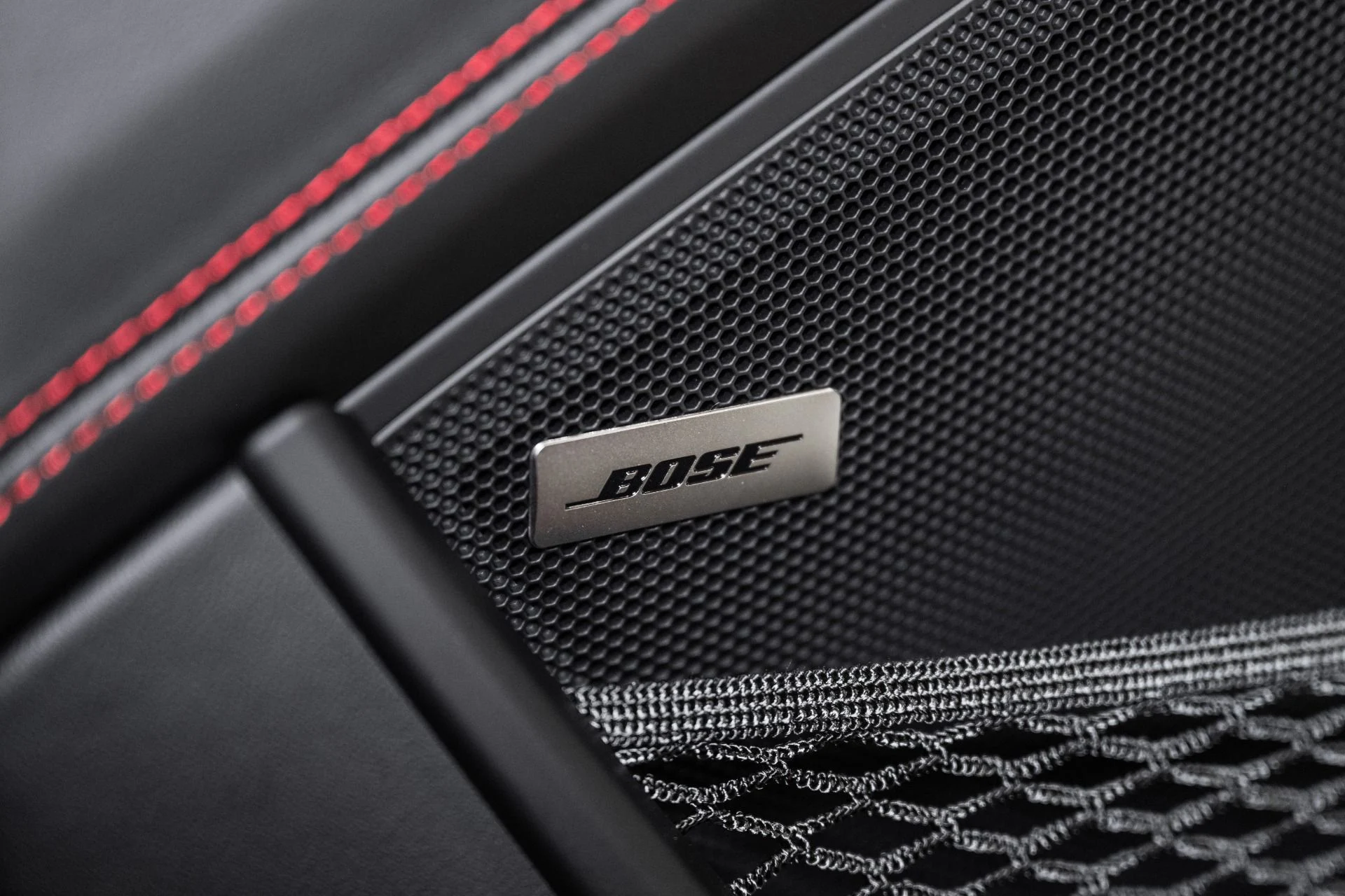 mph050_3364159271_Used_2024_Porsche_911_GT_3_RS_1761665497_79dfb25d60