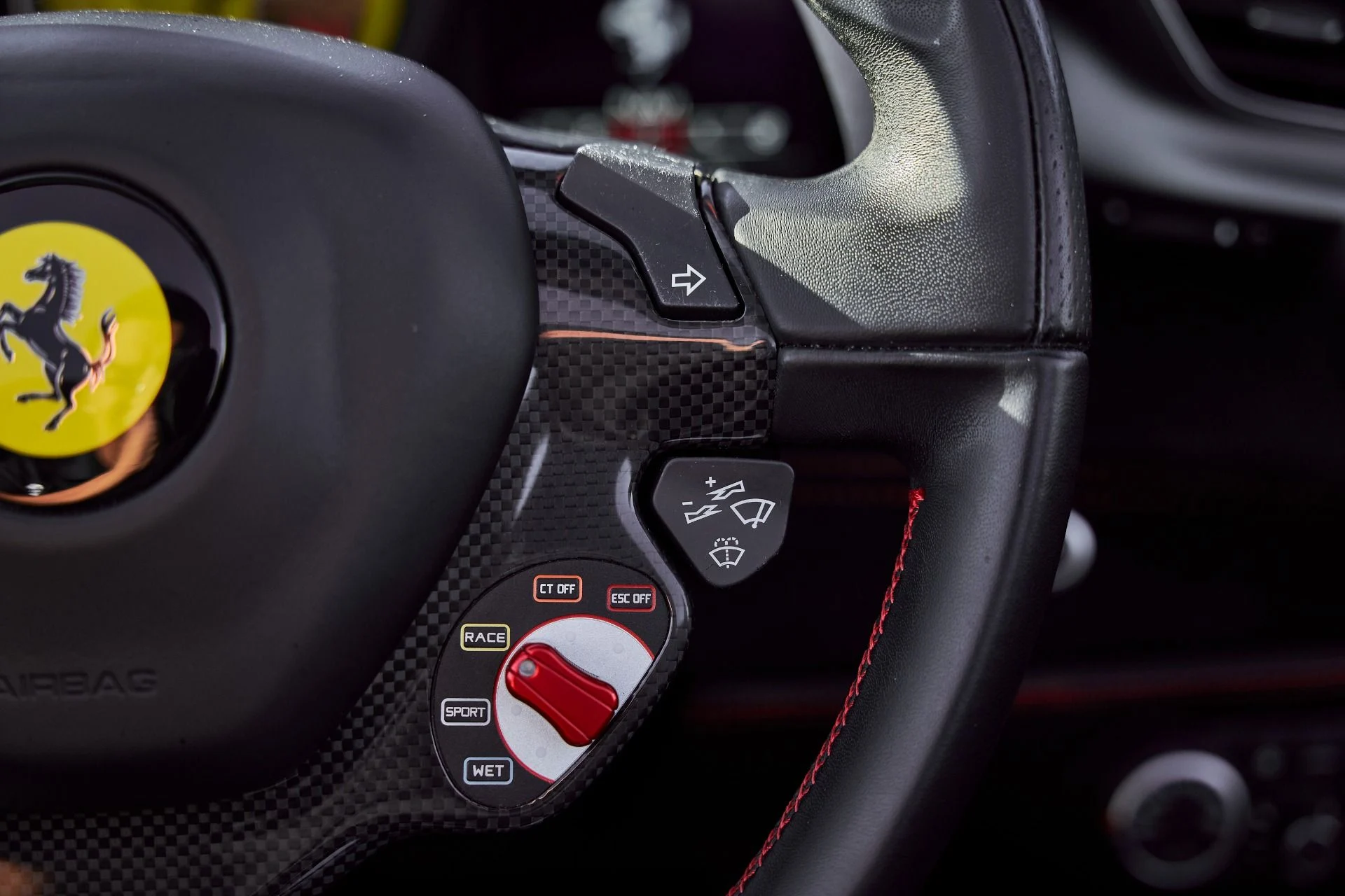 mph050_3380099808_Used_2019_Ferrari_488_Spider_Base_1766024987_1121753e9c