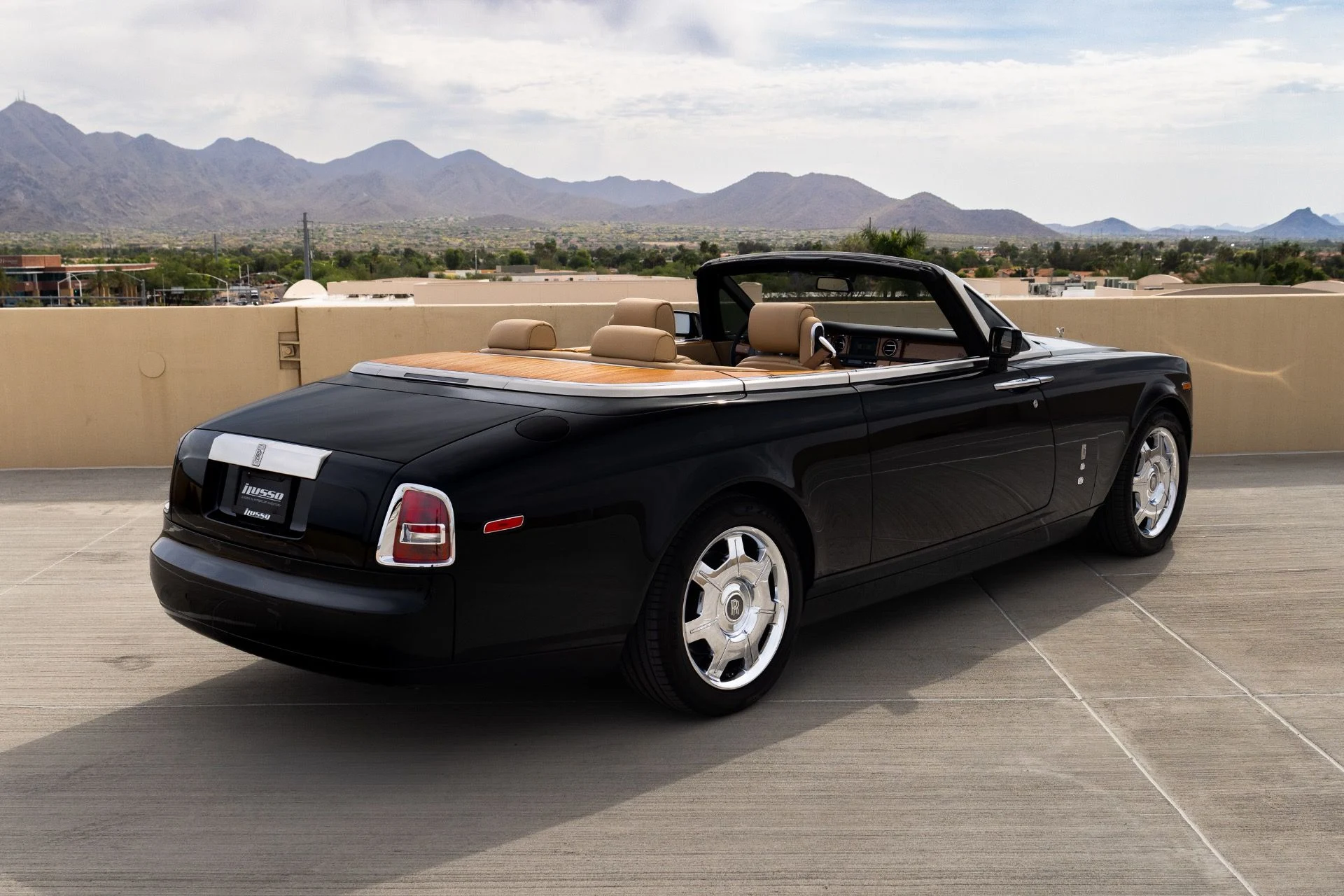 mph050_3386550578_Used_2009_Rolls_Royce_Phantom_Drophead_Coupe_1775064187_f7769f35c4