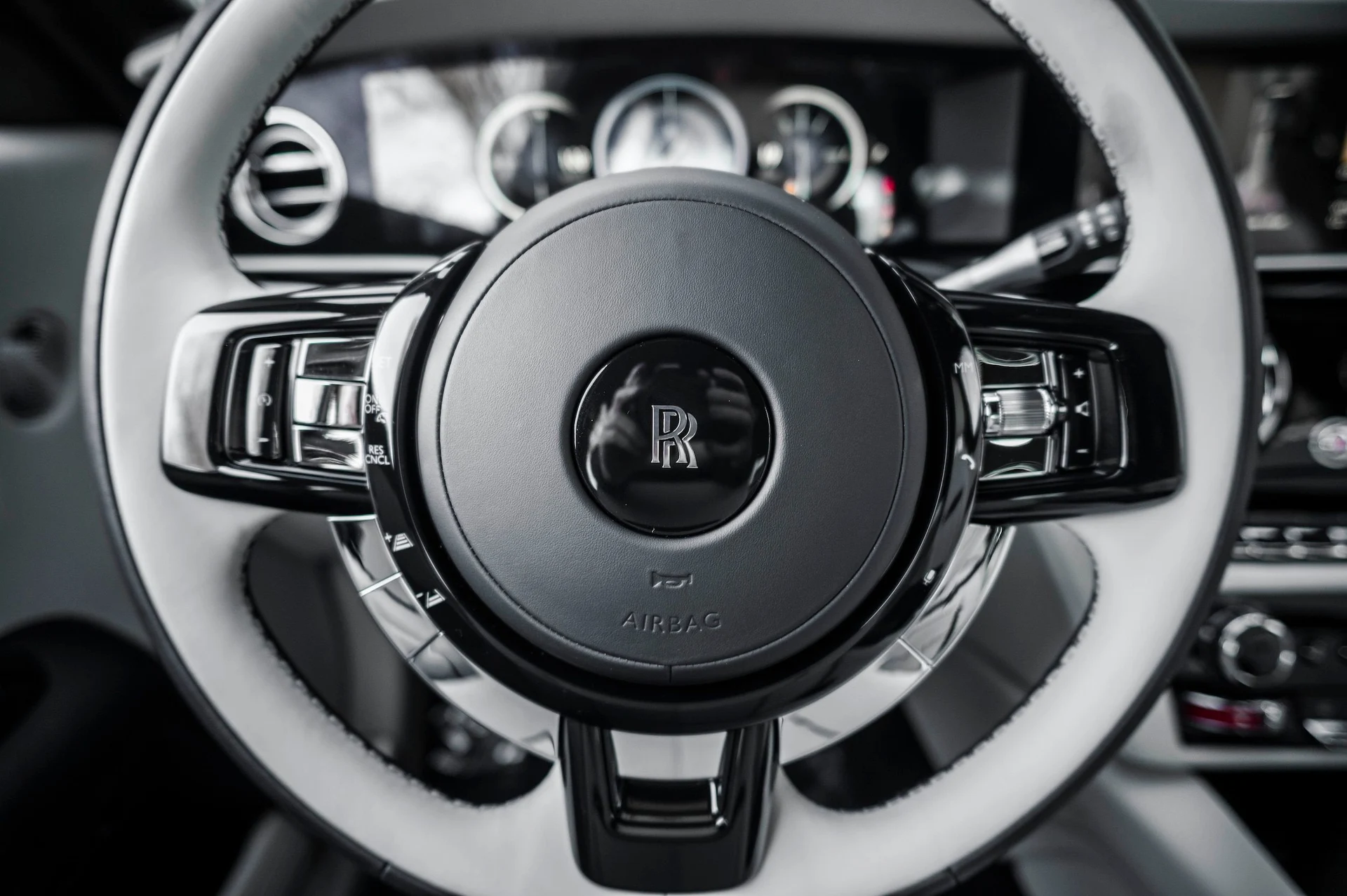 mph050_3413163958_aac0630b0ddd4483a0d6f543f5b2aa8a_3549a5143d