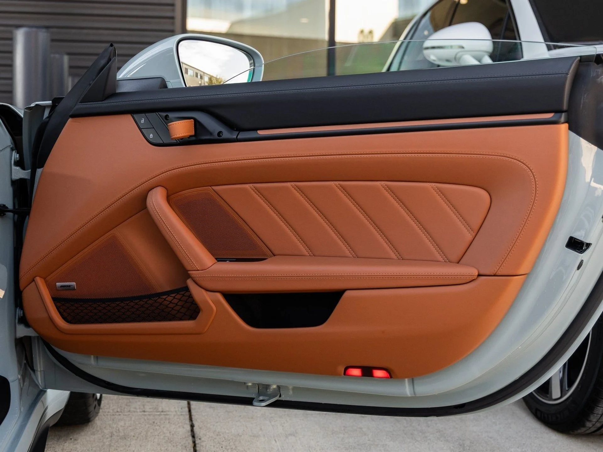 mph050_3430641695_51_e906b7228a