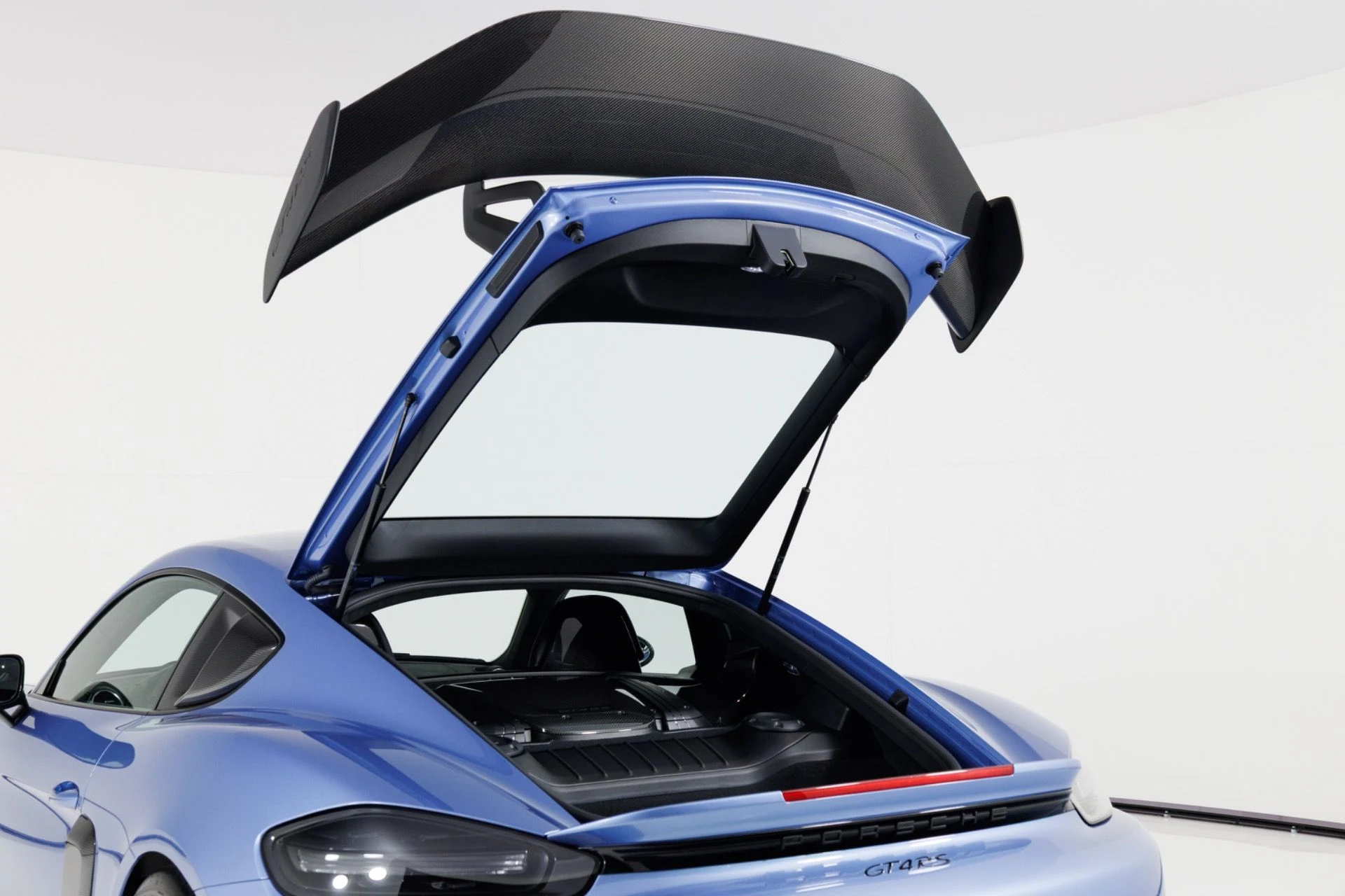 mph050_3433069962_Used_2023_Porsche_718_Cayman_GT_4_RS_1780679145_068ef2ecc2