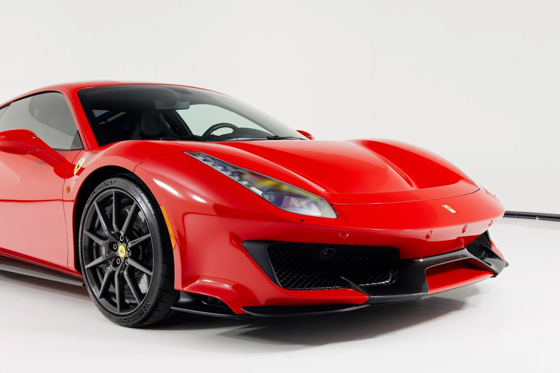 mph050_3445629316_Used_2019_Ferrari_488_Pista_1771977524_ca7134ac20