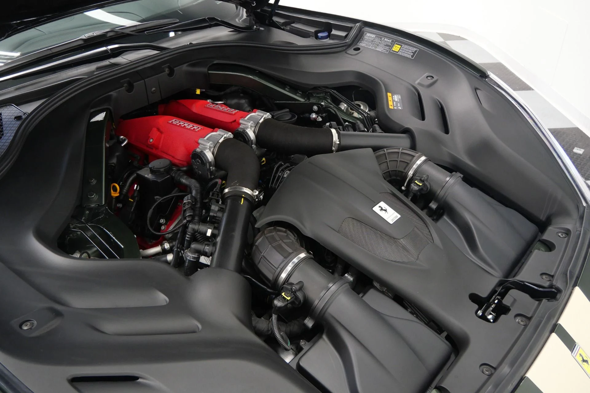 mph050_3460702101_Used_2019_Ferrari_Portofino_Tailor_Made_in_NYC_Unique_Exterior_and_Interior_Colors_Amazing_1779827037_894fc5fd0f