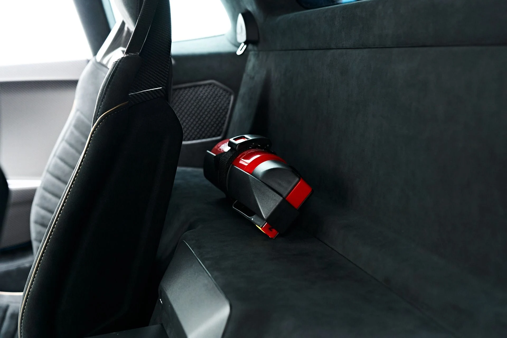 mph050_3495761916_Used_2022_Lamborghini_Huracan_STO_Base_1732754503_9a60df881b