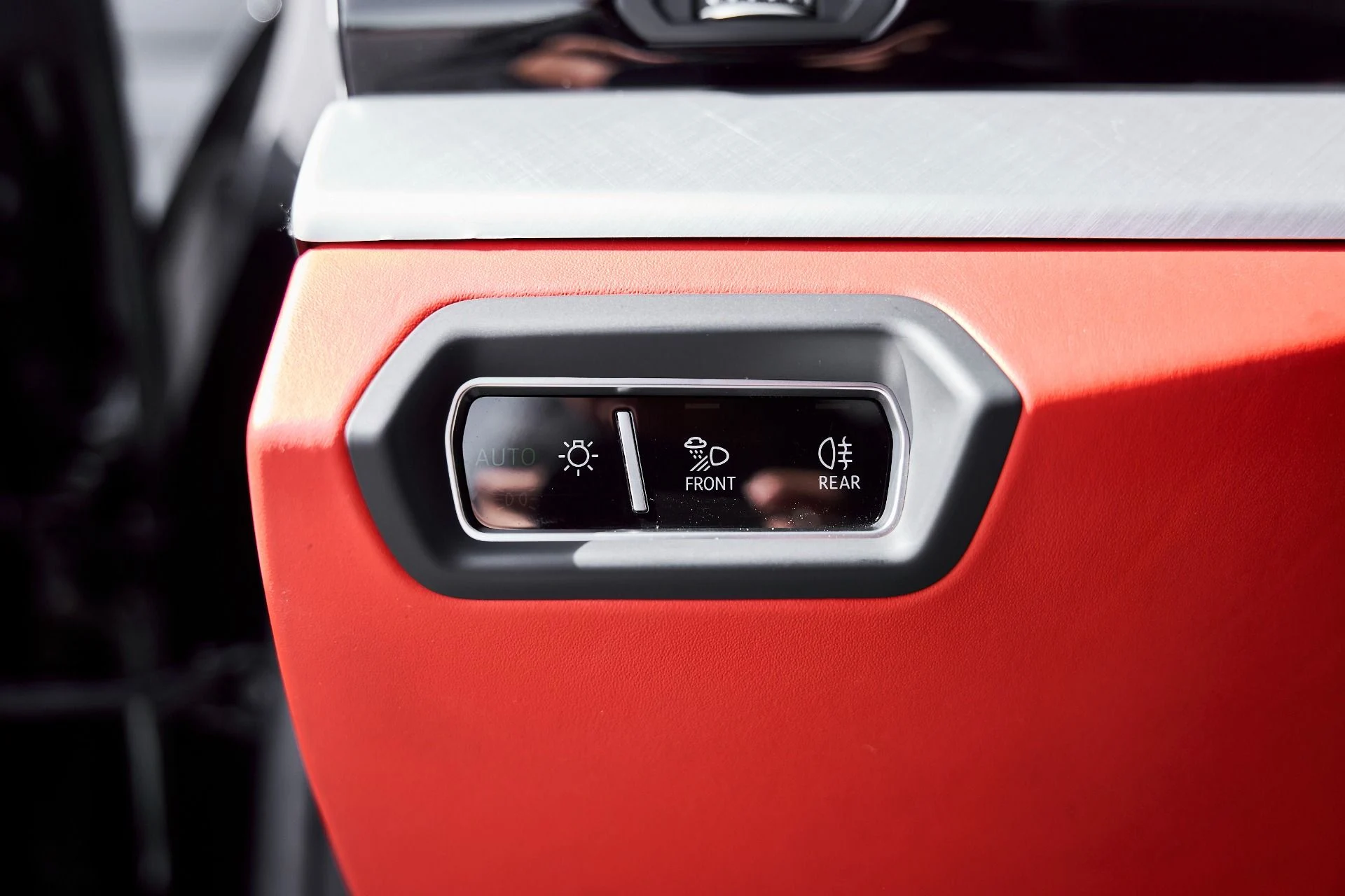 mph050_3497165889_Used_2021_Lamborghini_Urus_1771987870_f2aa8a94b2