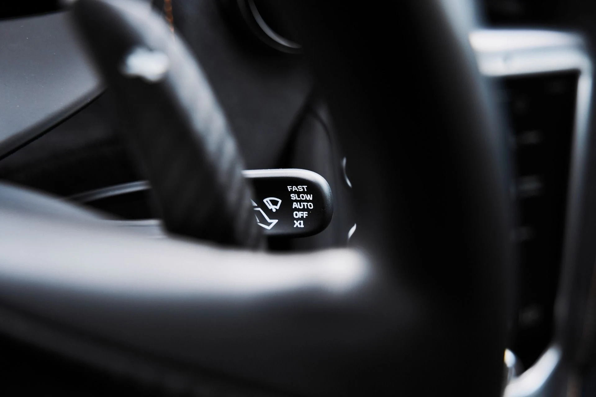 mph050_3529963020_Used_2024_Mc_Laren_750_S_1775006084_5806d8c4d4