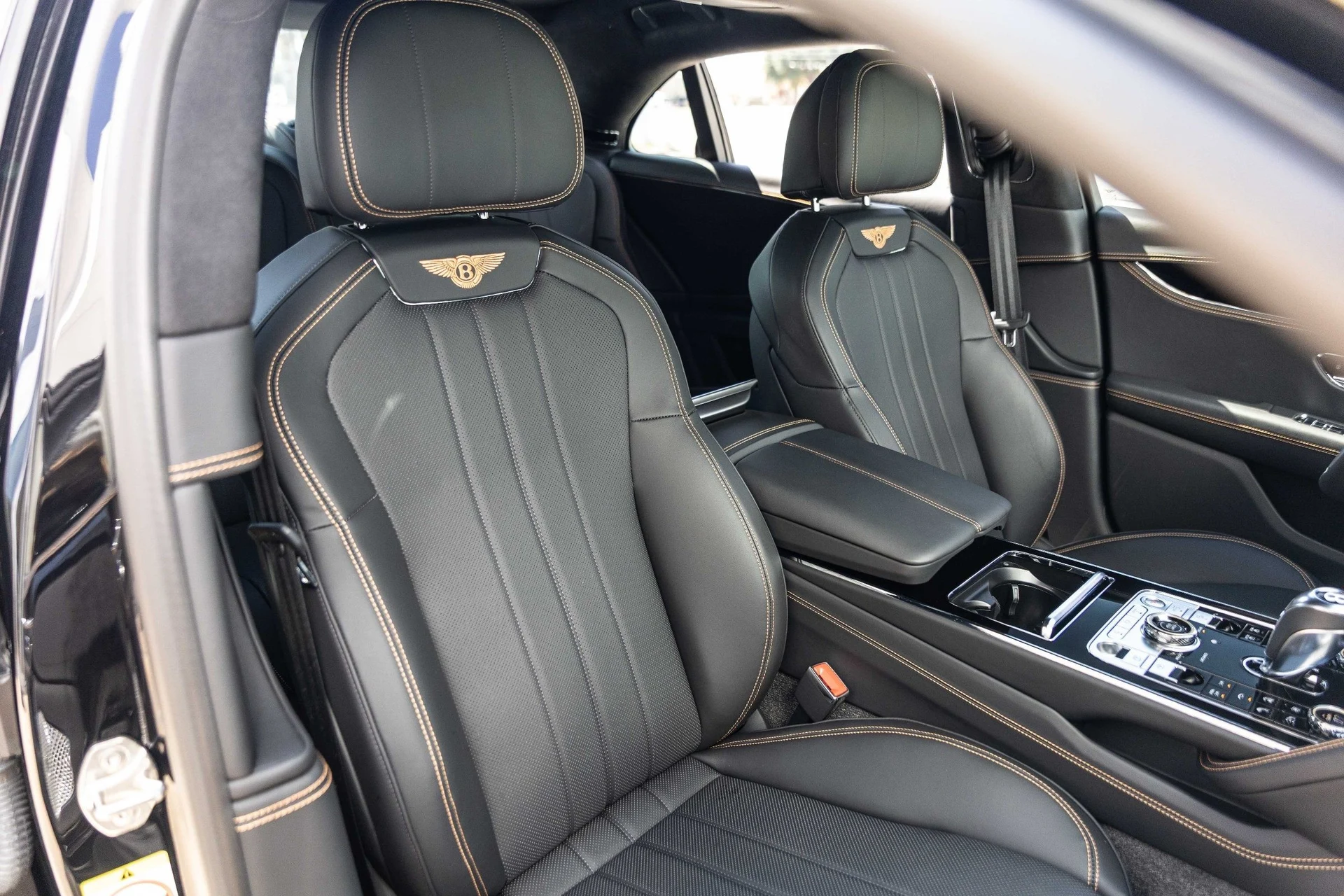mph050_3540478511_Hi_Tech_Luxury_Imports_LLC_SCBBP_6_ZG_8_SC_022680_image_50_78e9ca8cdf