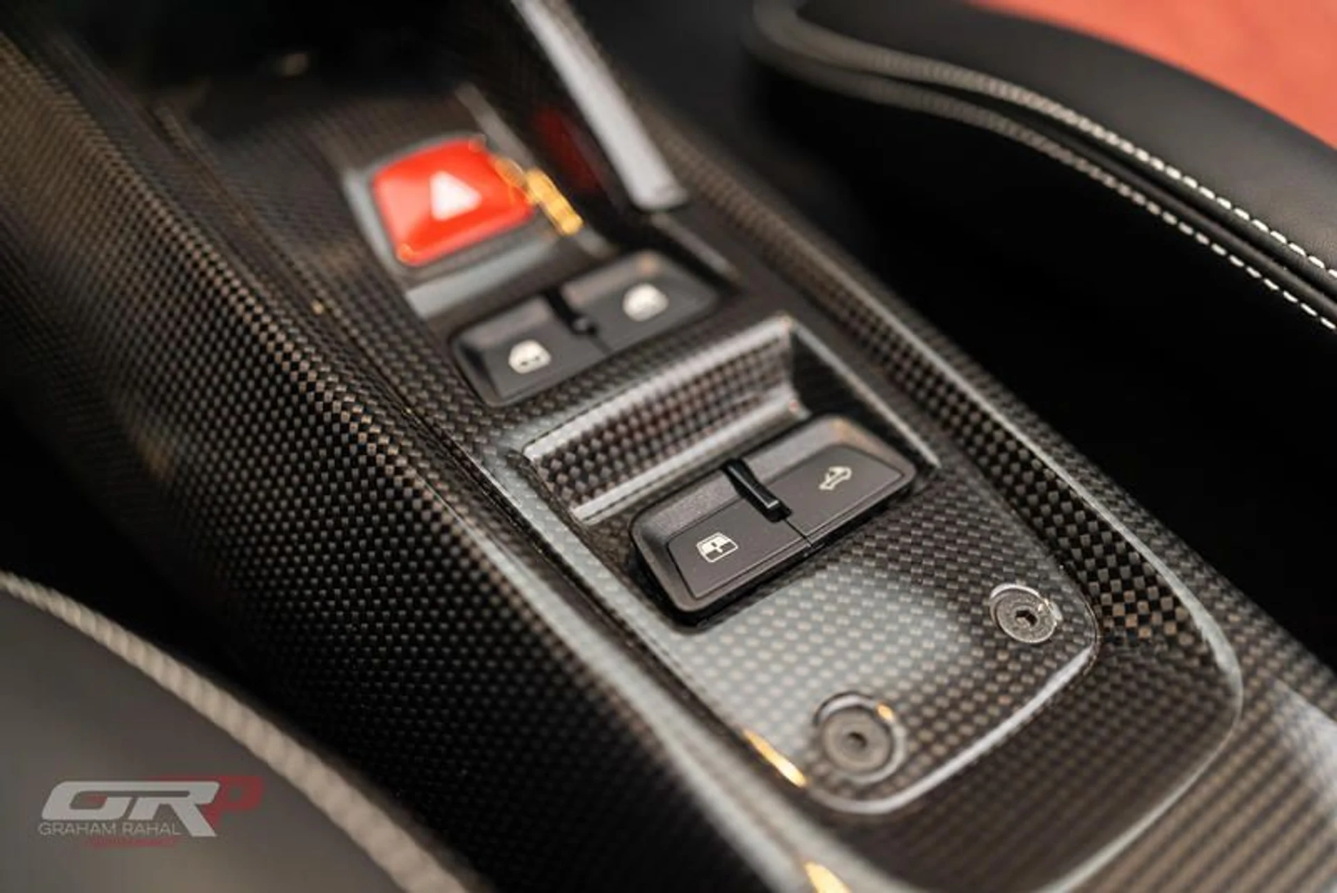 mph050_3576743619_78_FD_59_B8_30_F3_4225_855_D_18972_B633_D4_B_2d903447cb