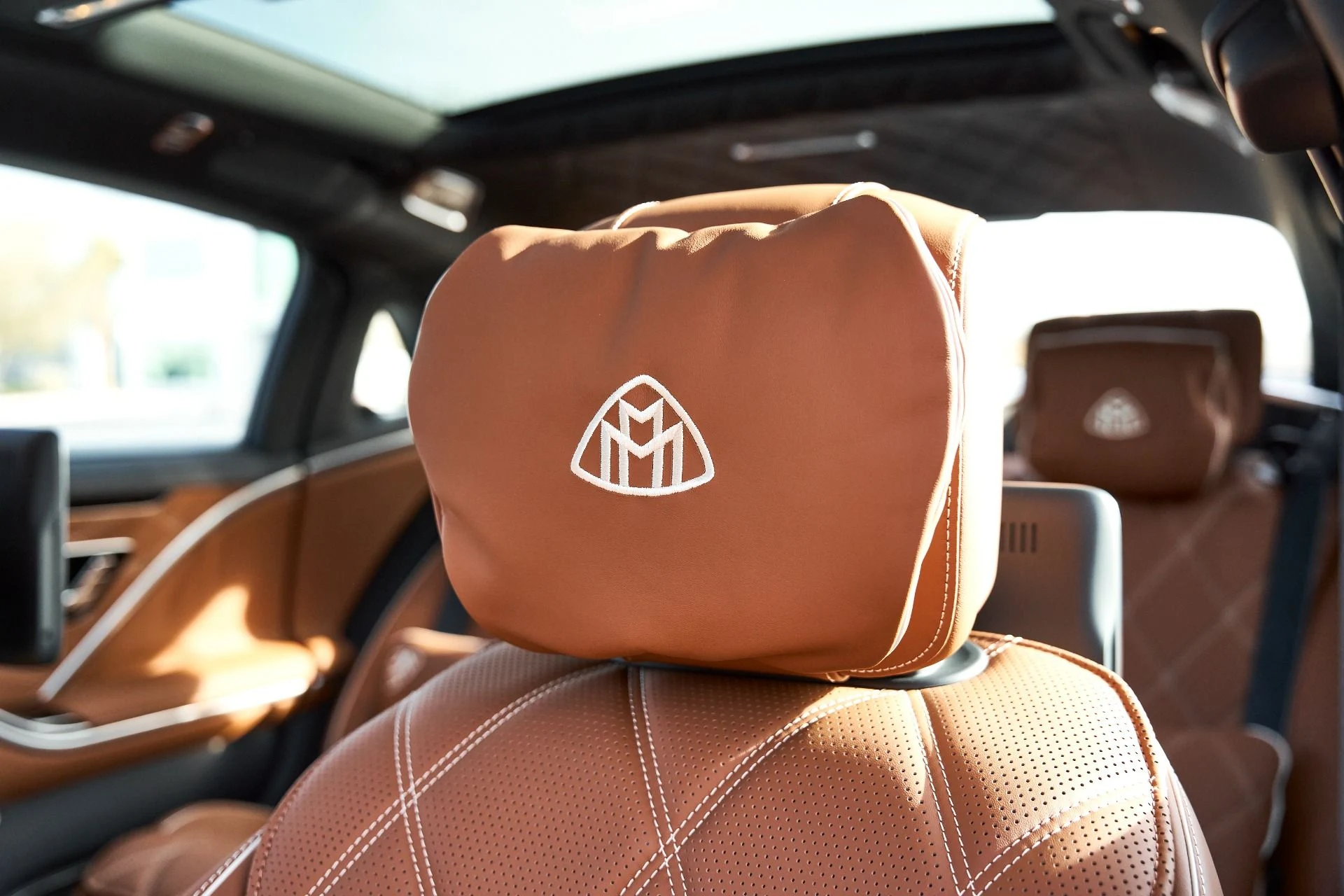 mph050_3586727017_Used_2026_Mercedes_Benz_S_Class_Maybach_S_680_1766455604_40b25713ca