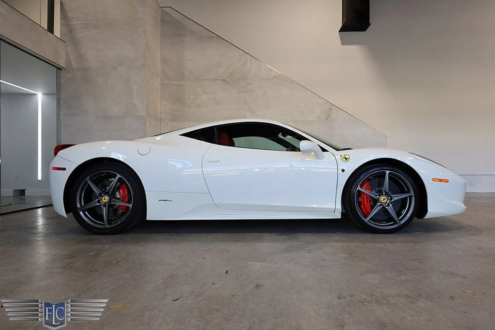 mph050_3586967695_used_2014_ferrari_458_italia_2drcoupe_9689_22770024_51_1024_5de44d4330
