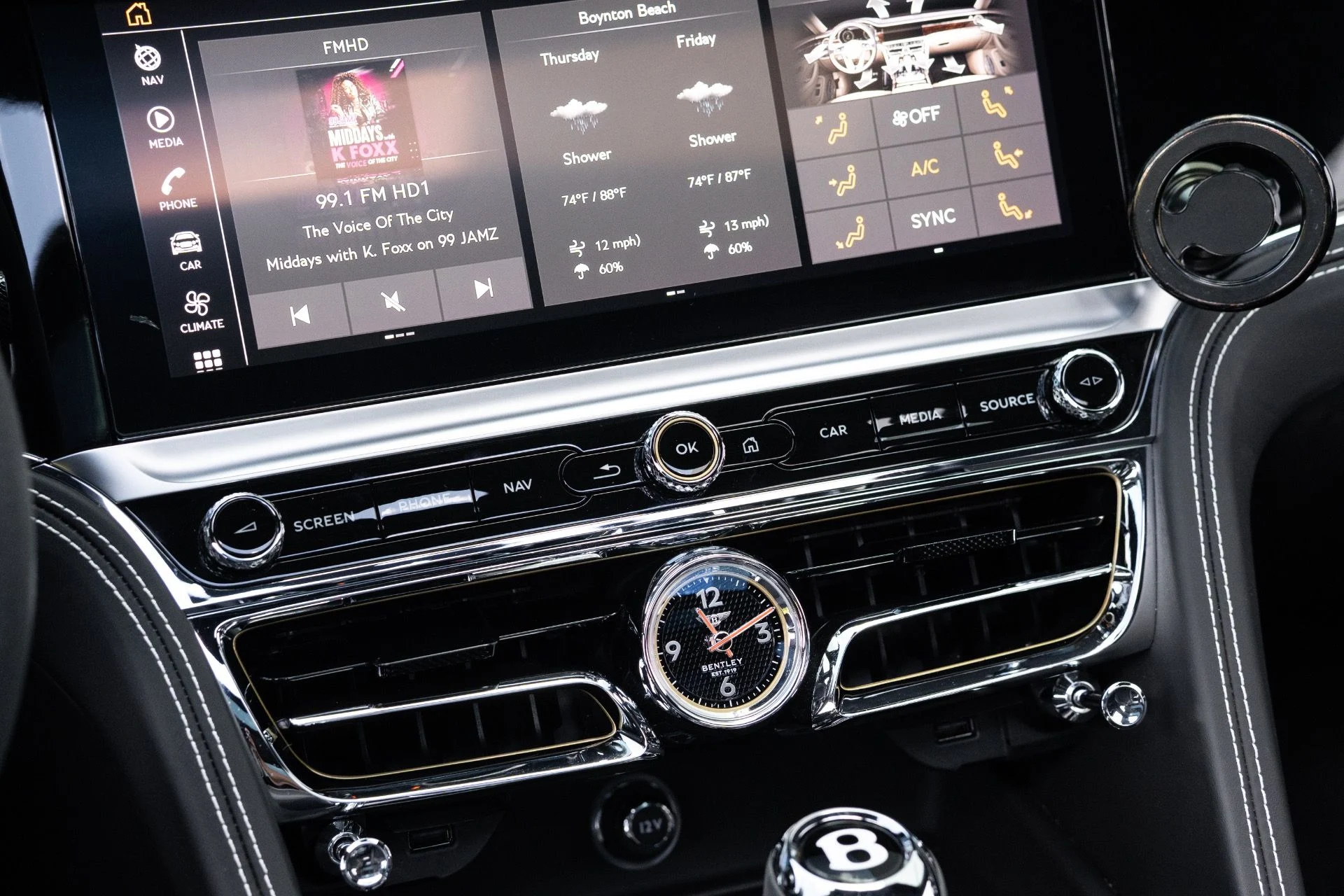 mph050_3595725247_Used_2023_Bentley_Flying_Spur_S_V8_1778782784_9334a36c30