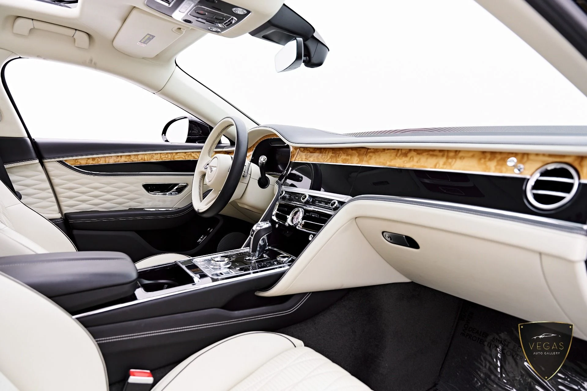 mph050_3597813606_Used_2022_Bentley_Flying_Spur_V8_1782495088_ea5e8ff2c6