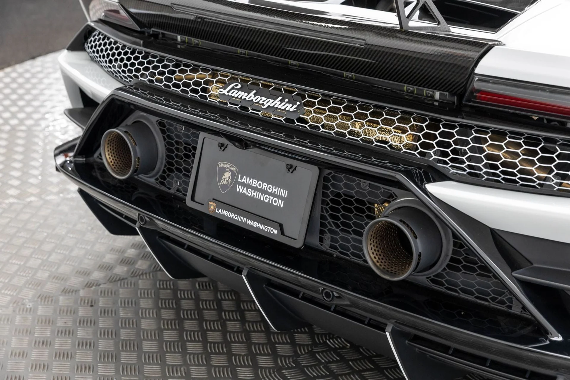 mph050_3607706242_51_730819140d