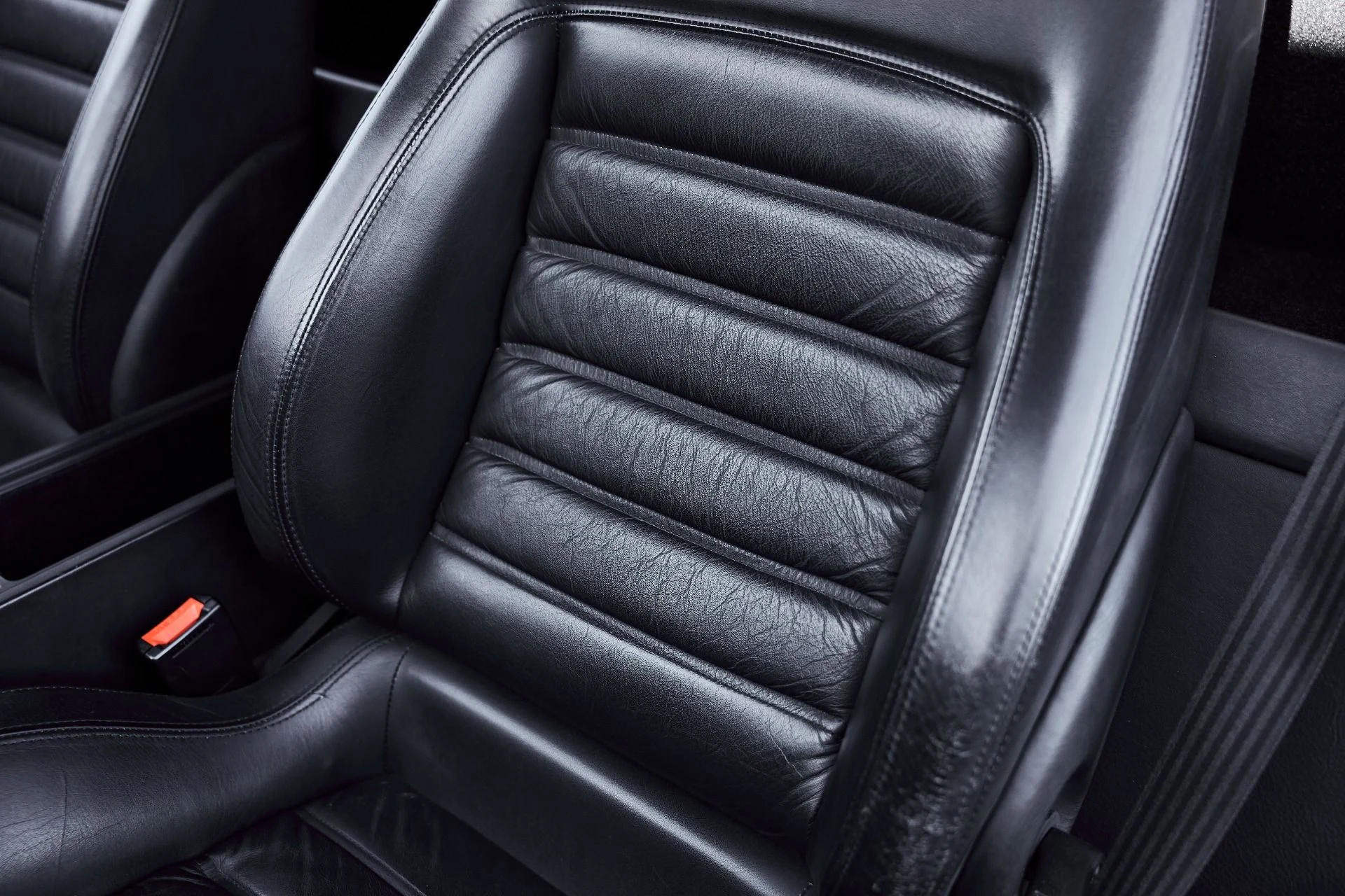 mph050_3615774972_Used_1993_Ferrari_512_TR_1776807800_60f22a4a34