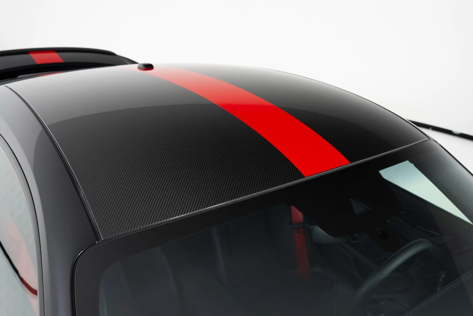 mph050_3655314334_Used_2025_Porsche_911_GT_3_Touring_1756254272_a688a54698