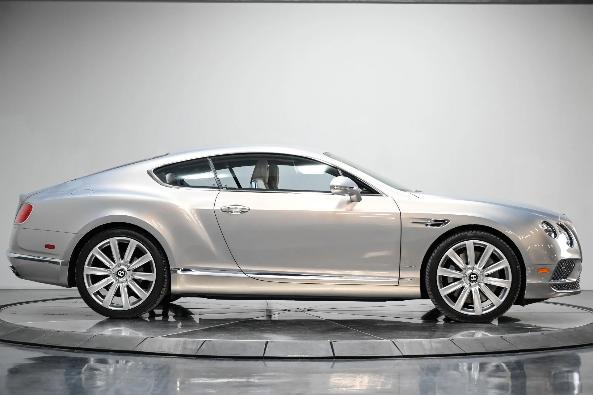 mph050_3662093819_Used_2016_Bentley_Continental_GT_W12_1791812970_96cbc8dace