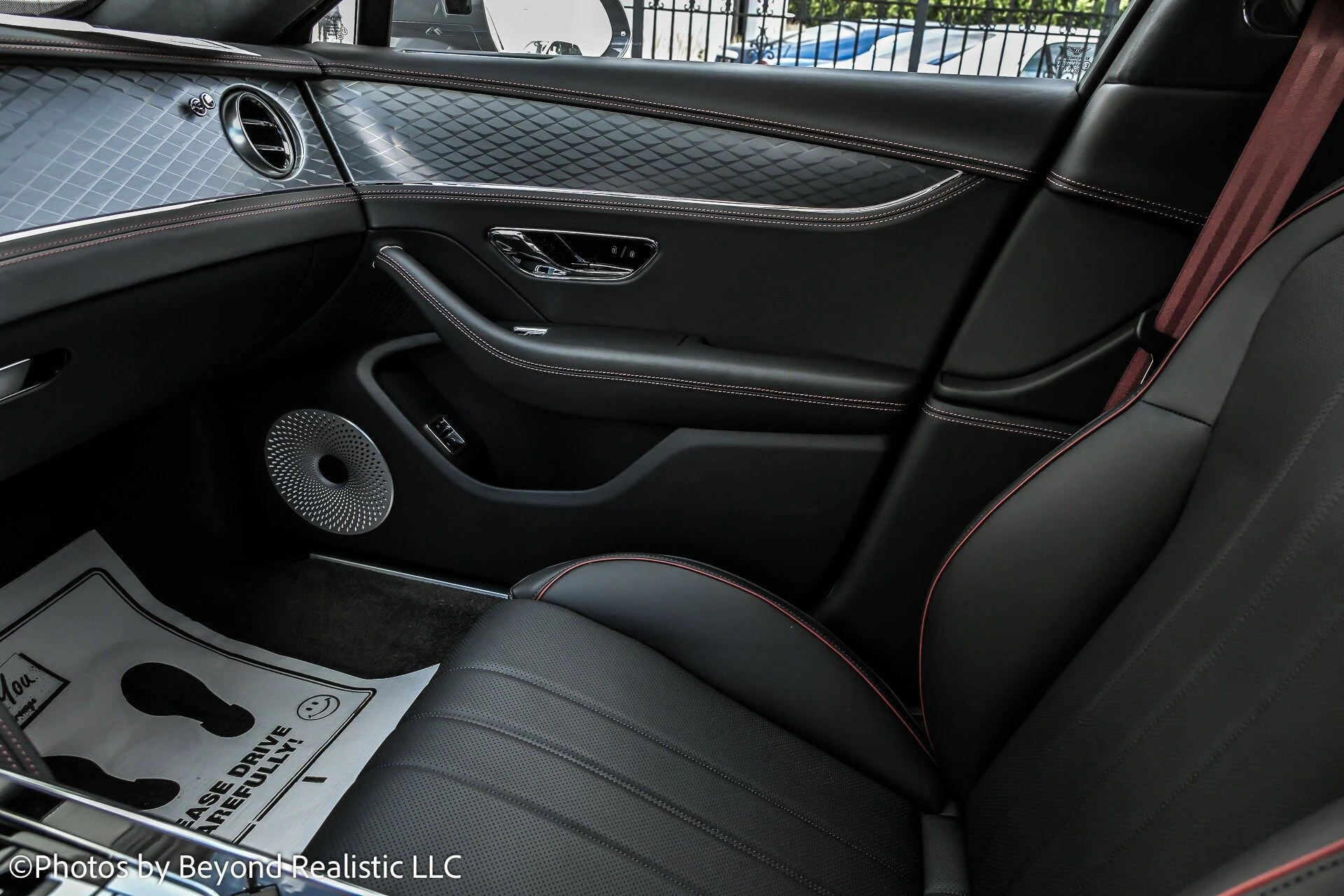 mph050_366524945_2da07baf0b84fe05bdaa9ddb89ac0718x_10f8ee2089