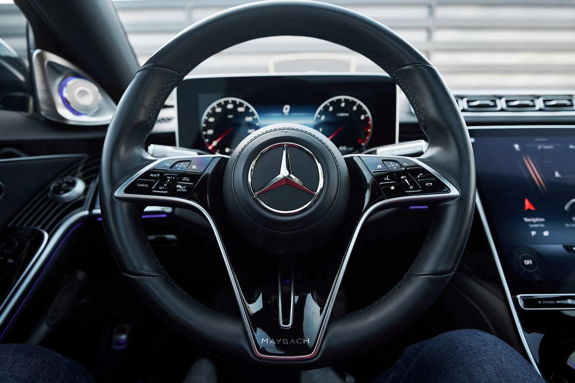 mph050_3687369750_Used_2022_Mercedes_Benz_S_Class_Maybach_S_580_1763082551_3006d9dc15