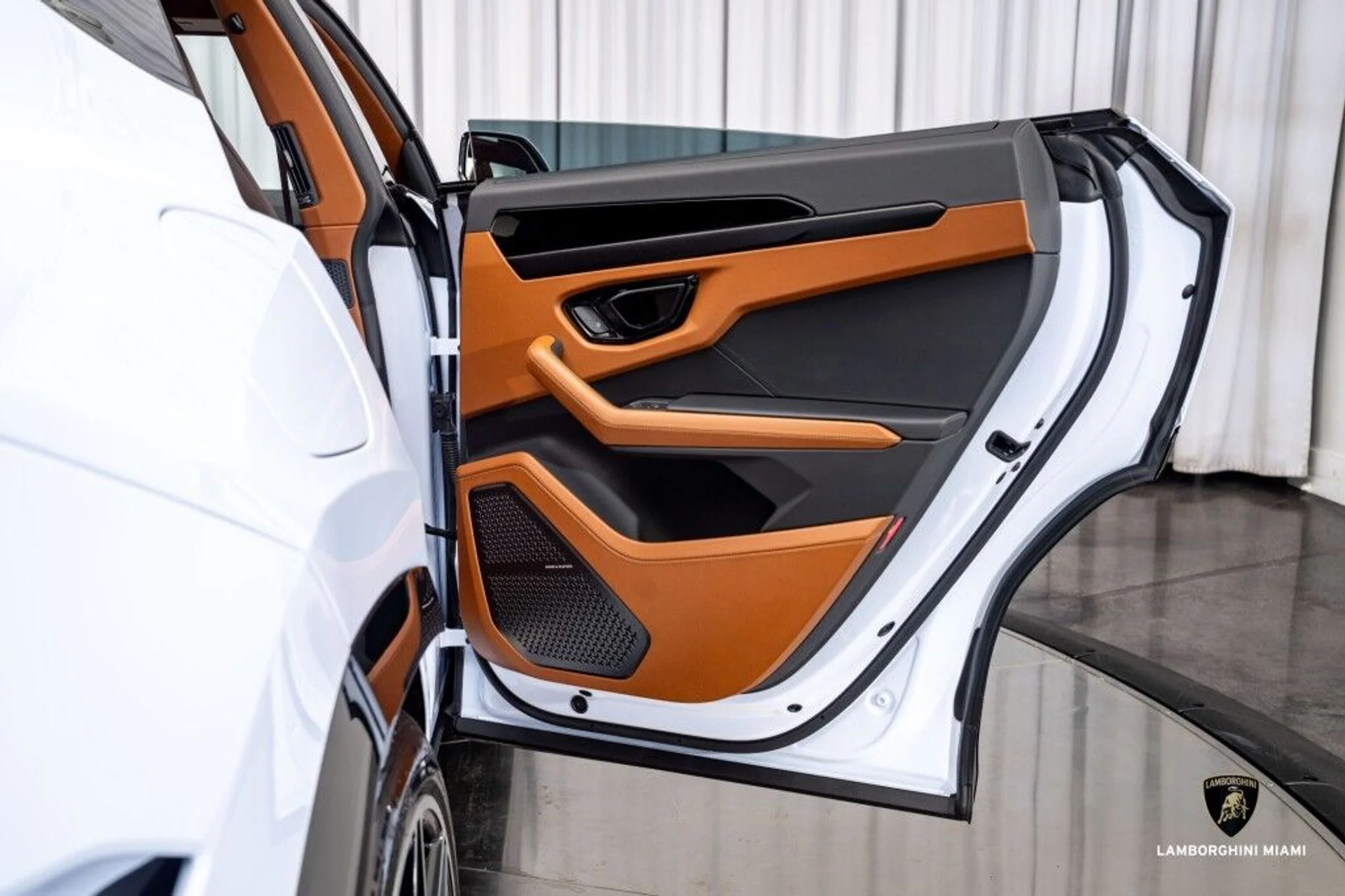 mph050_3691892139_042936e22bdebe87831595011ad60400_14982add64