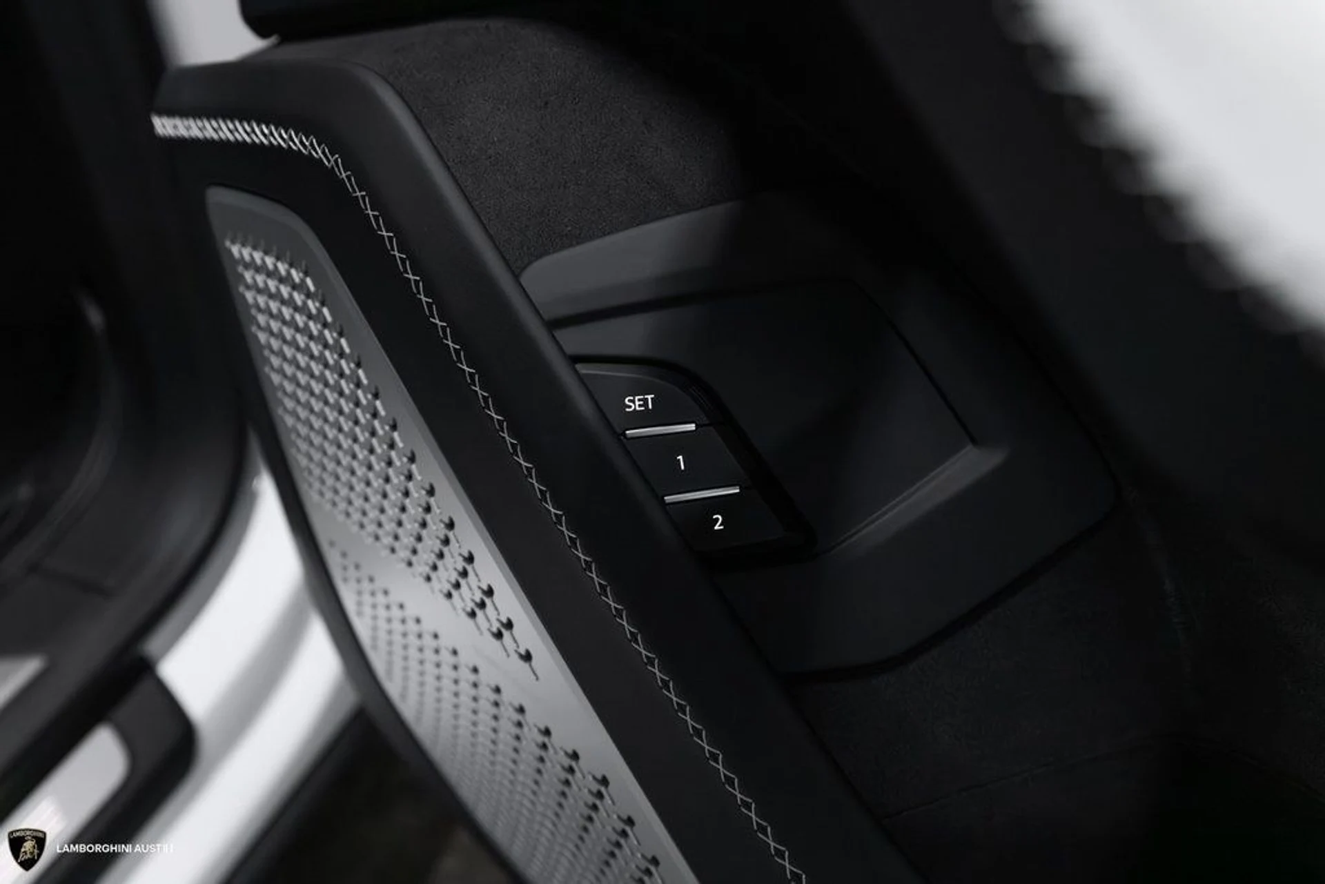 mph050_3718303070_4d5eba72162cf19657837ef8331276fdx_c1a1686278