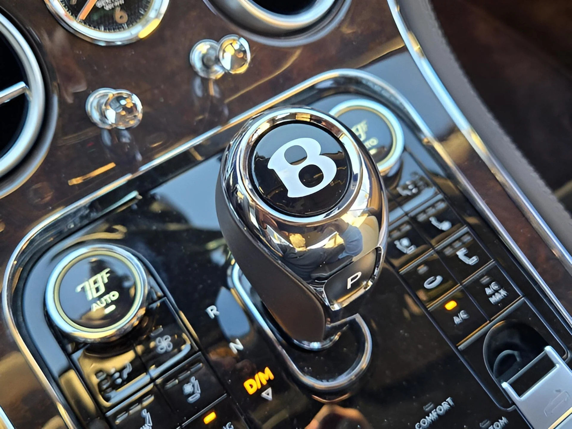 mph050_3725595768_6f90559f9c31631634d58d477b7b5af7x_9d381212f8