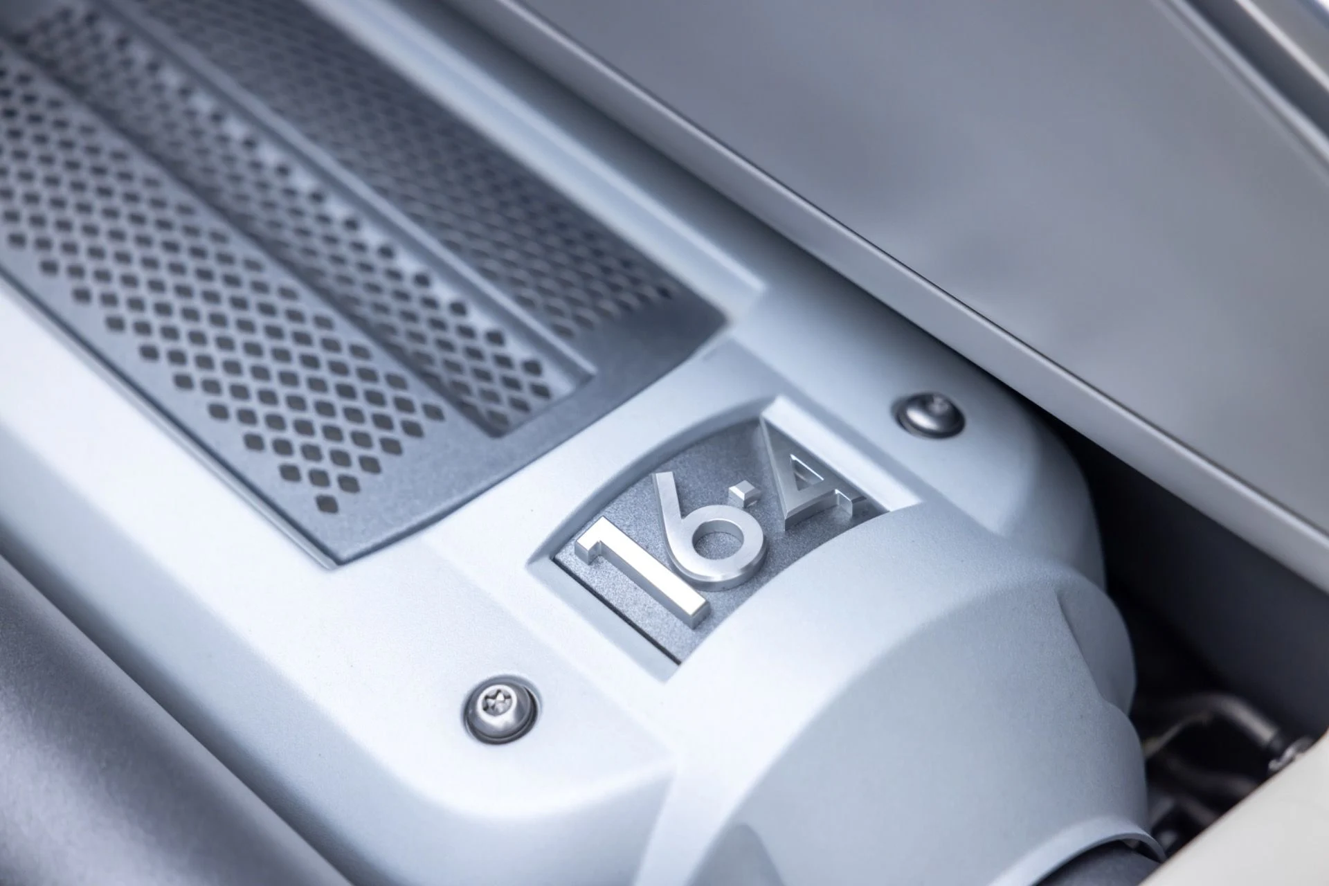 mph050_3762596535_13249_p51_l_2ed143d5f8