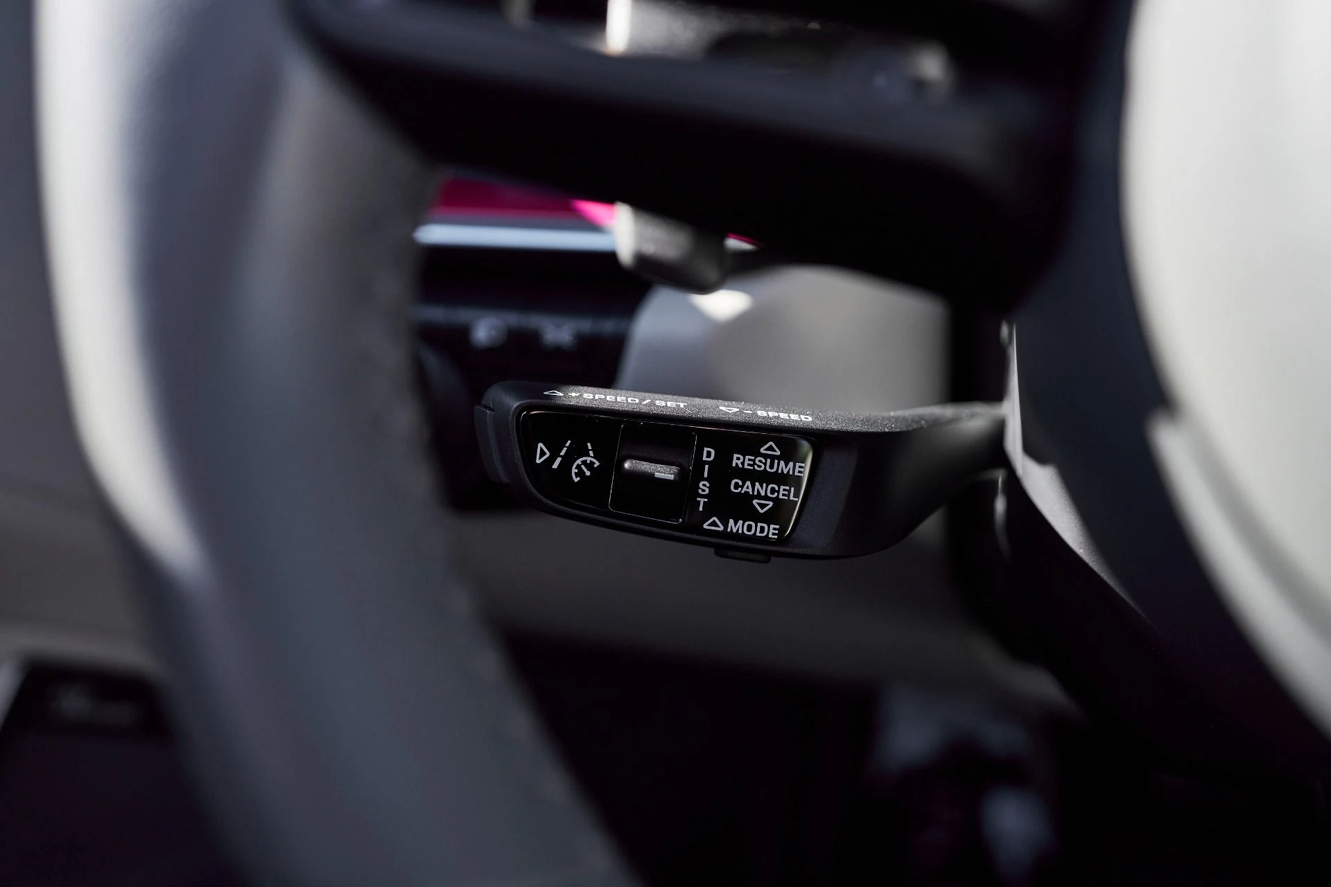 mph050_3770663799_Used_2023_Porsche_911_Turbo_1762568184_bbef3a6db7